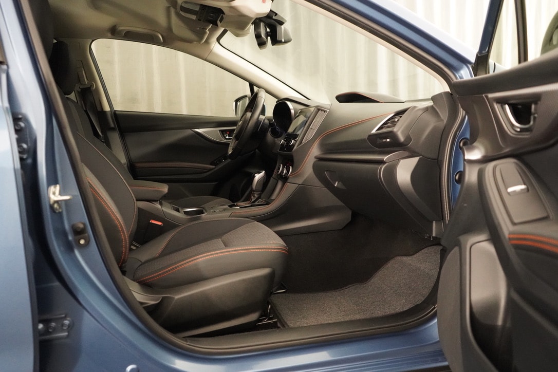 SUBARU XV 2.0 e-Boxer Swiss Plus AWD Lineartronic-image-5