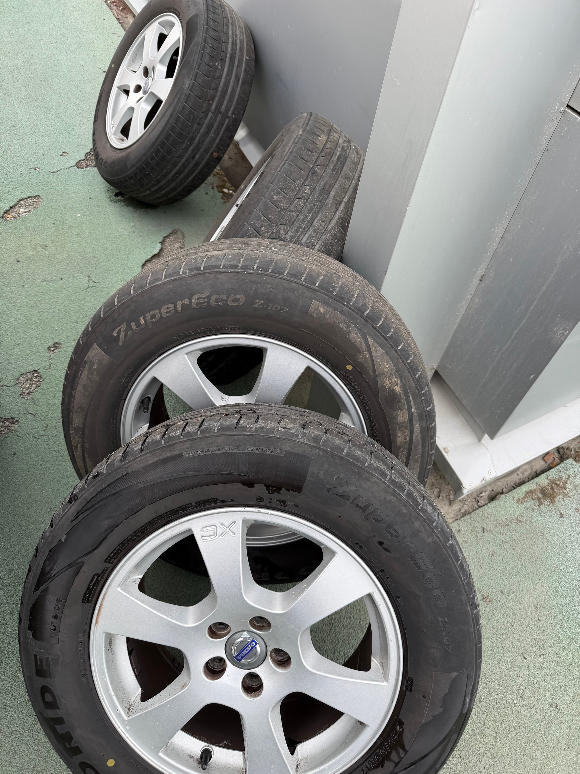 VOLVO XC60 2.4D AWD Geartronic-image-14