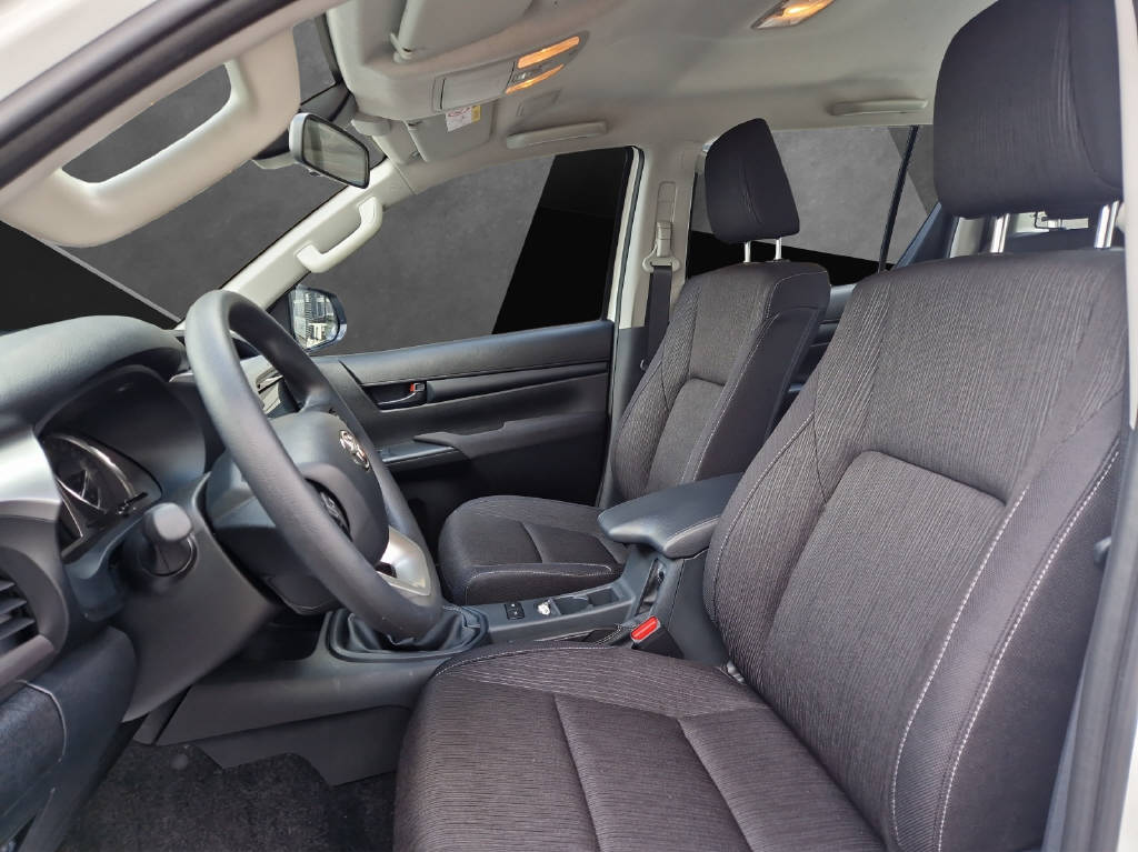 TOYOTA Hilux Double Cab.-Pick-up 2.8 48035/000-image-8
