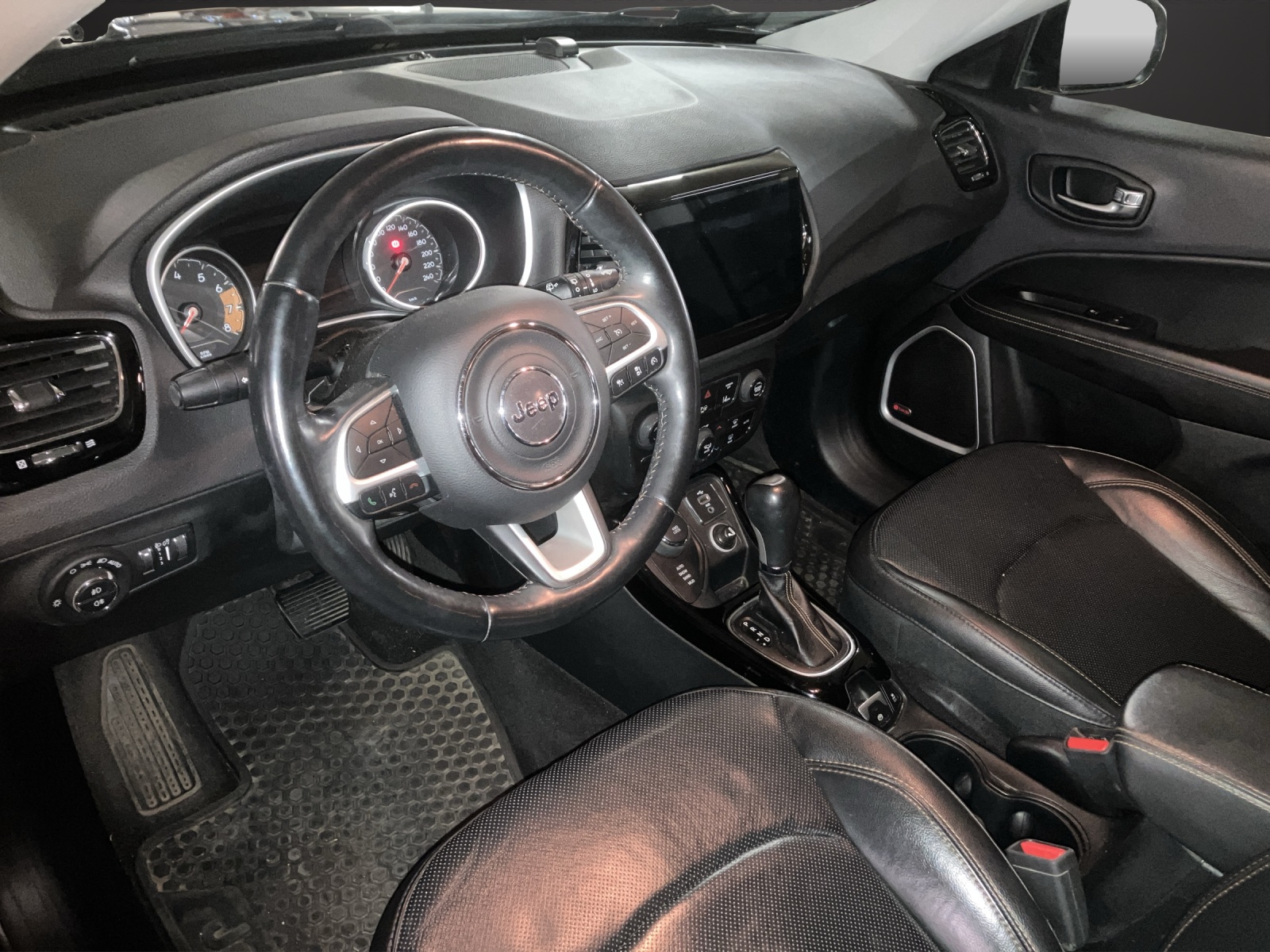 JEEP Compass 1.4 Turbo Limited AWD 9ATX-image-7