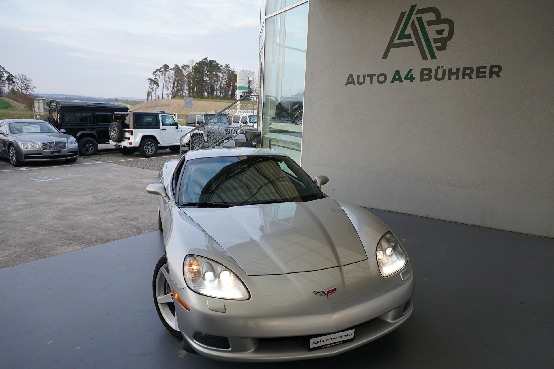 CHEVROLET Corvette C6 6.0i V8 Targa mit 6-Gang-Automat "sehr gepflegtes Coupé"-image-4