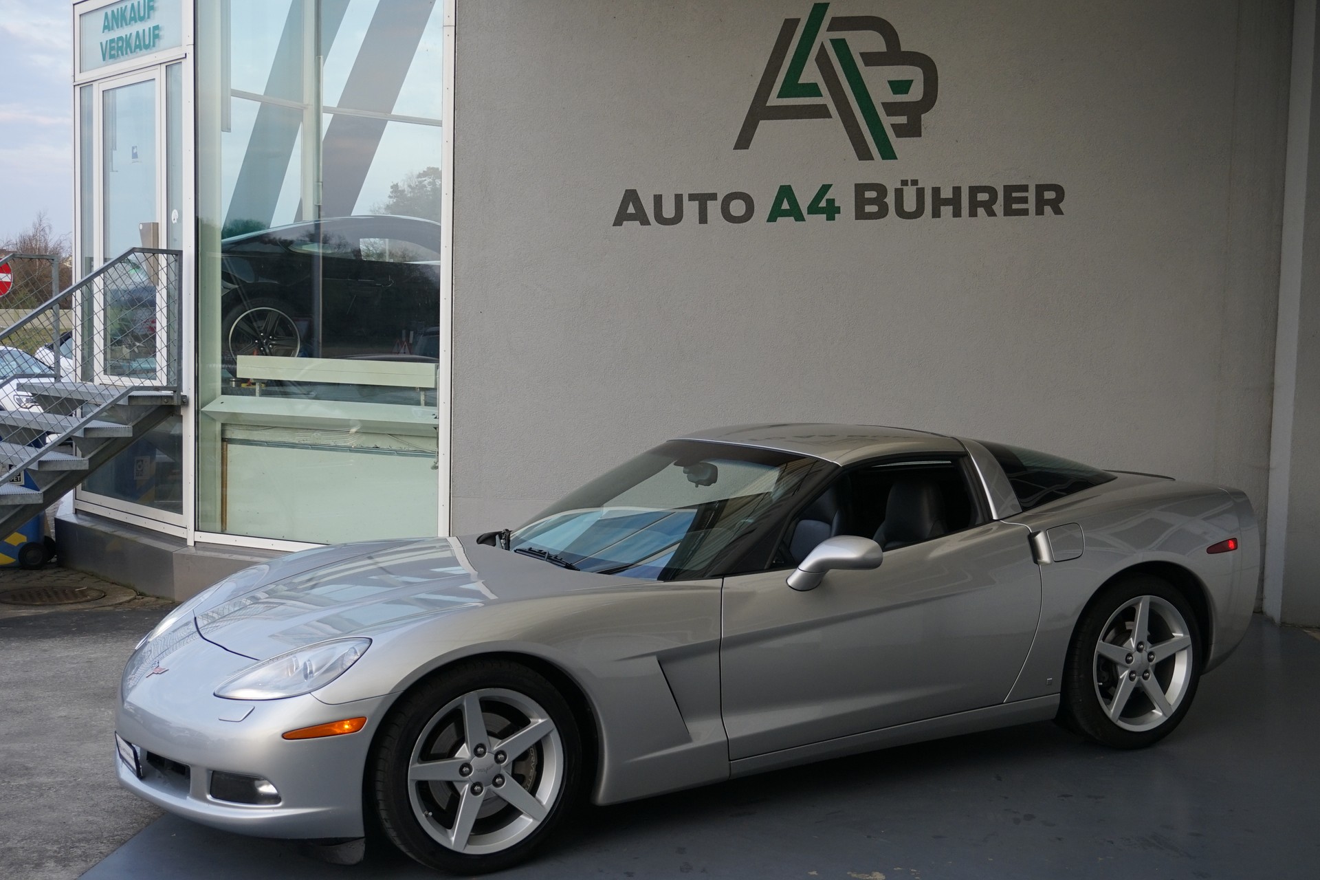 CHEVROLET Corvette C6 6.0i V8 Targa mit 6-Gang-Automat "sehr gepflegtes Coupé"-image-5