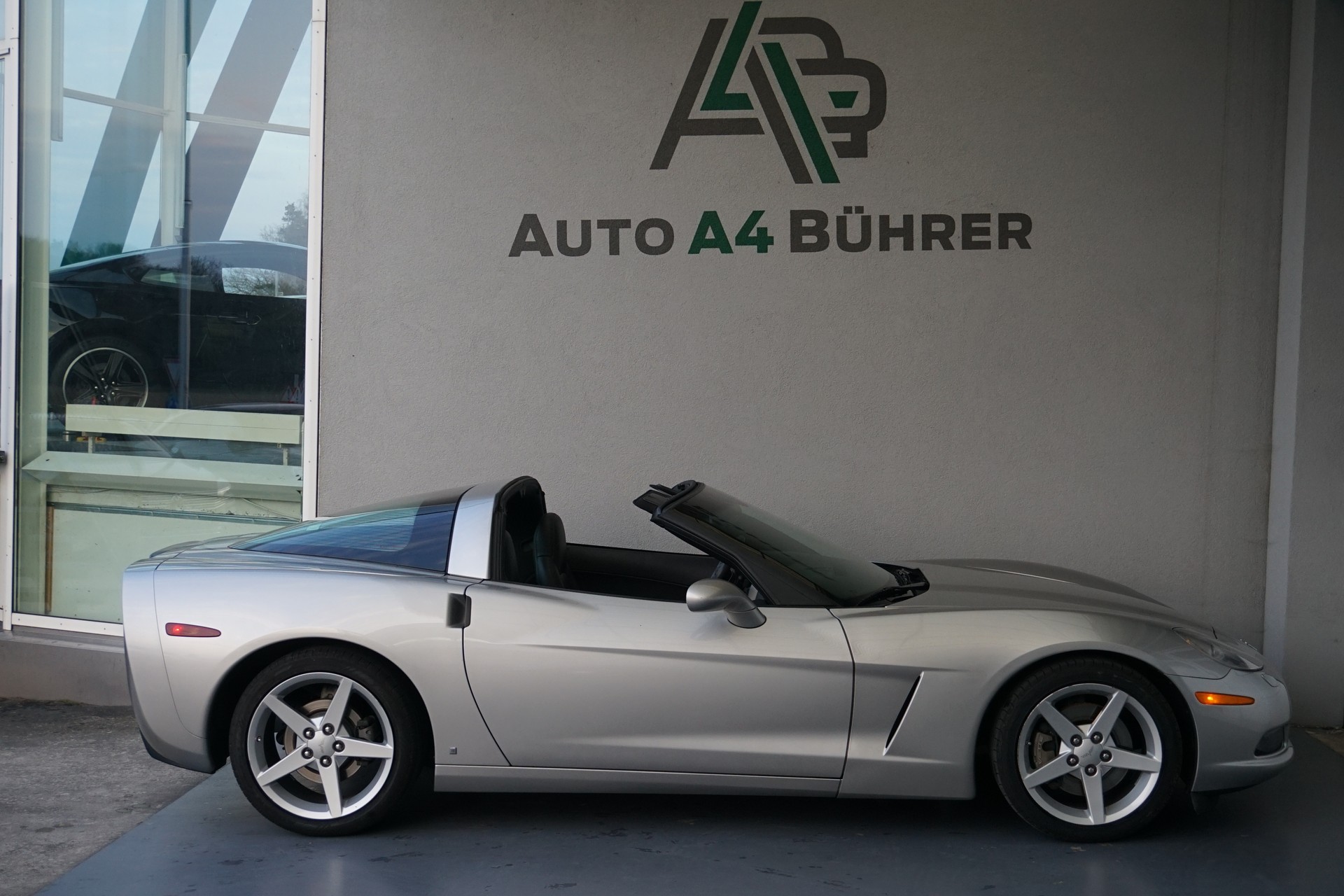 CHEVROLET Corvette C6 6.0i V8 Targa mit 6-Gang-Automat "sehr gepflegtes Coupé"-image-6
