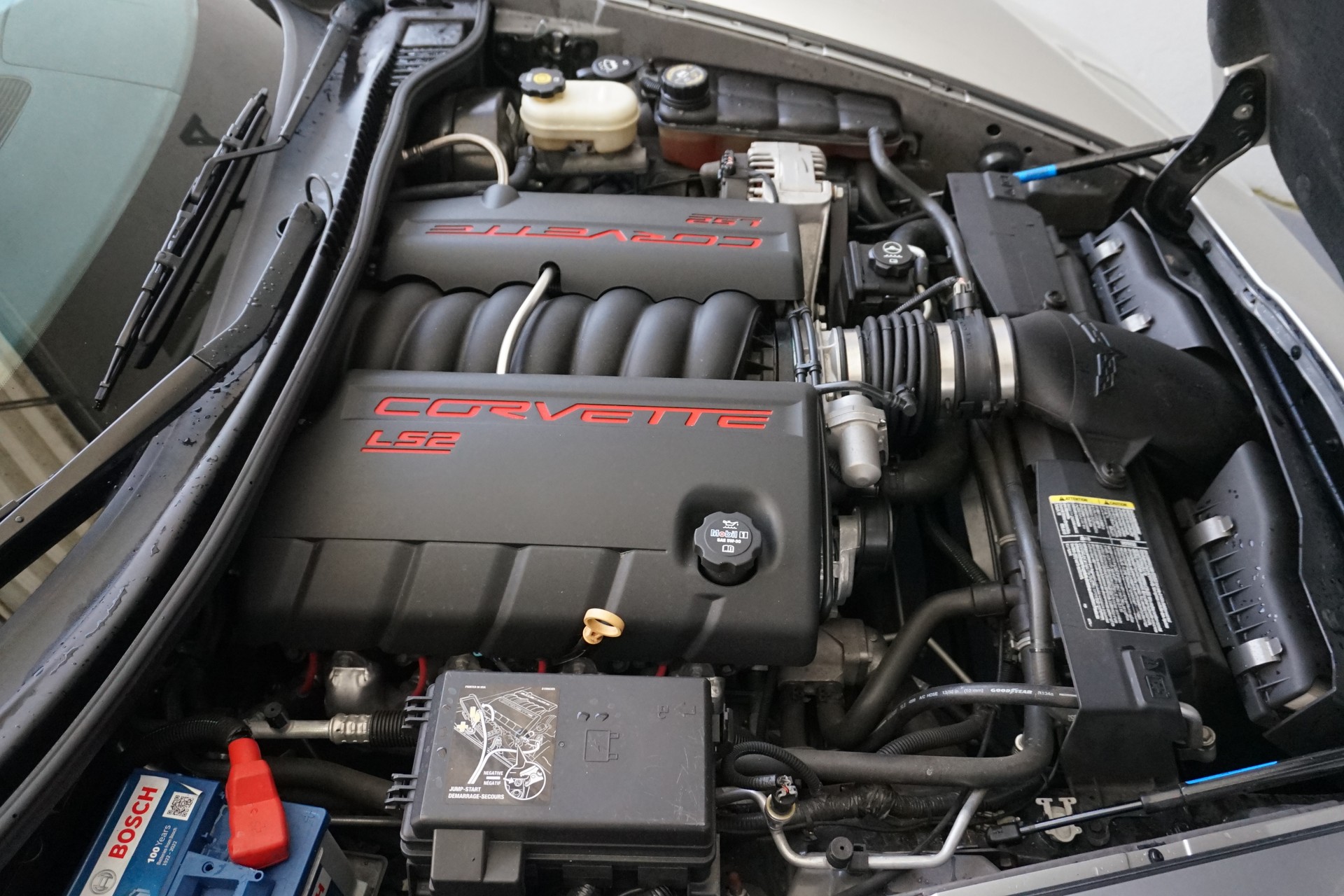 CHEVROLET Corvette C6 6.0i V8 Targa mit 6-Gang-Automat "sehr gepflegtes Coupé"-image-14