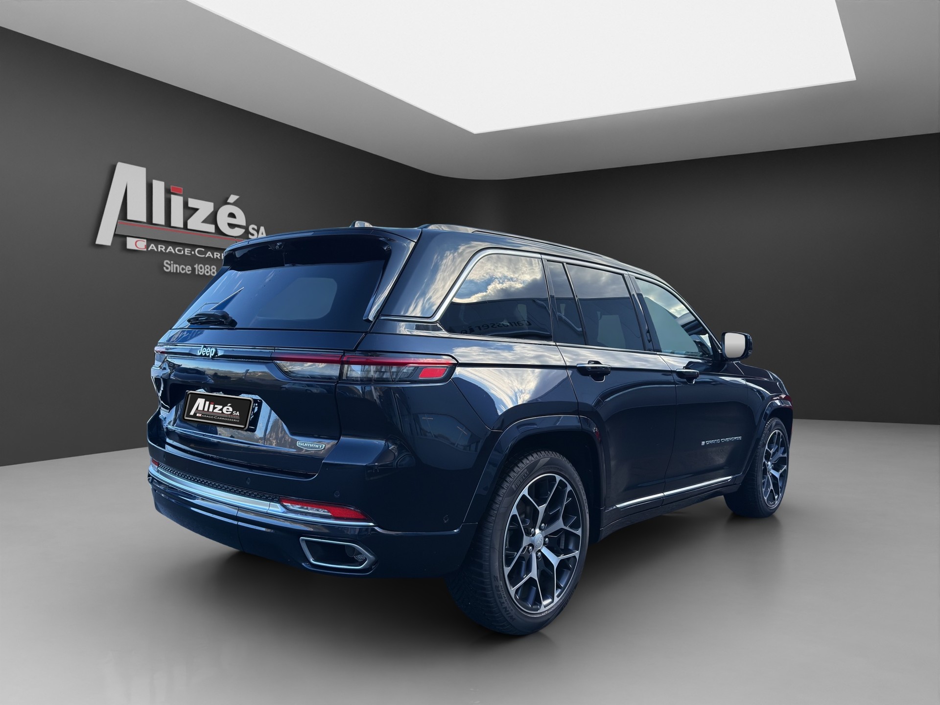 JEEP Grand Cherokee 2.0 Plug-in-Hybrid Summit Reserve 4xe-image-6