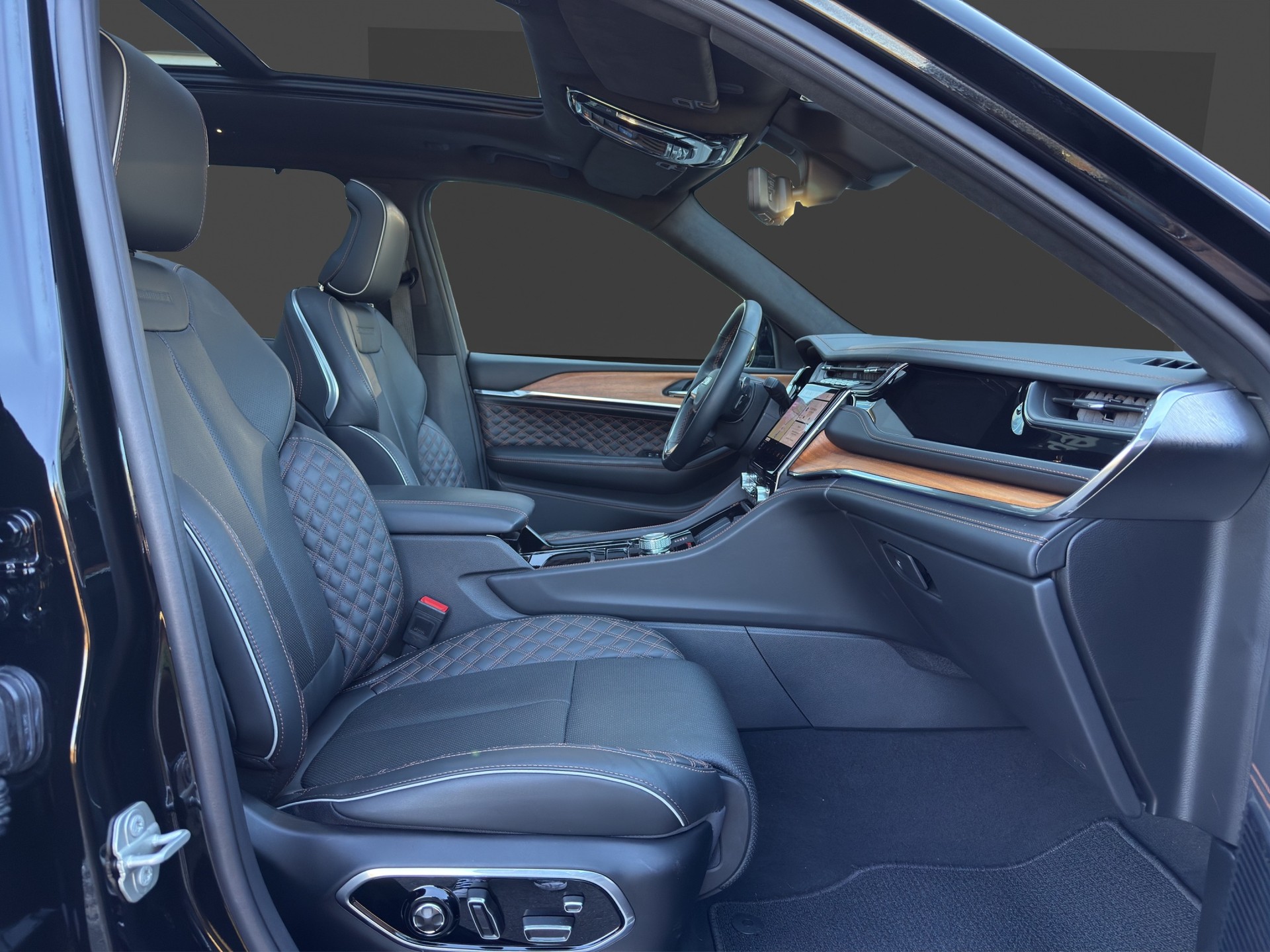 JEEP Grand Cherokee 2.0 Plug-in-Hybrid Summit Reserve 4xe-image-13
