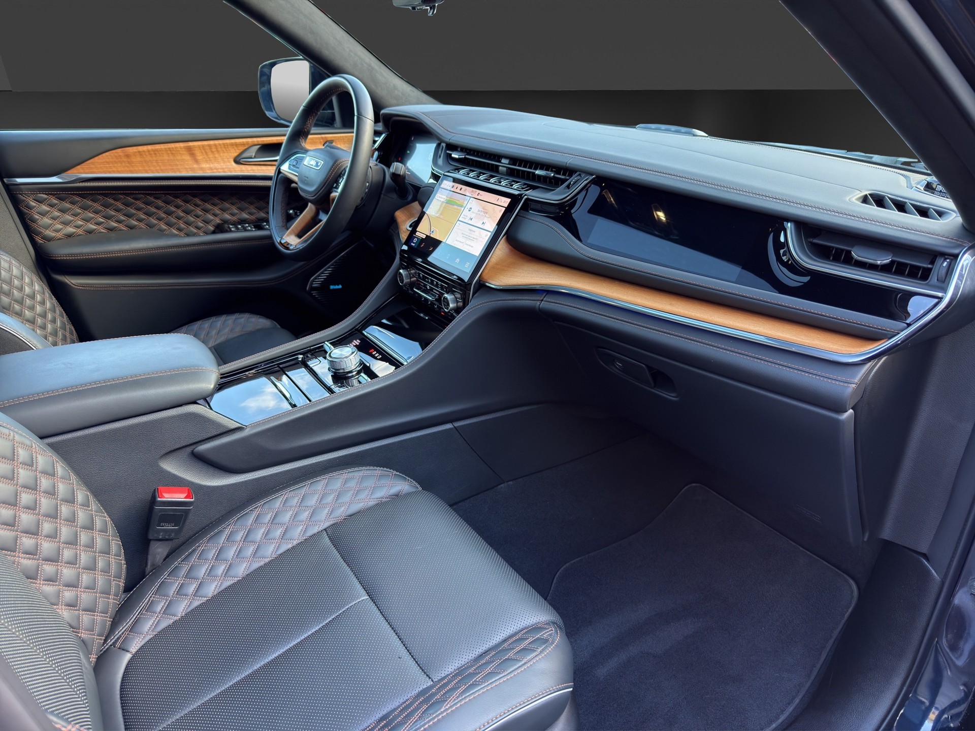 JEEP Grand Cherokee 2.0 Plug-in-Hybrid Summit Reserve 4xe-image-12