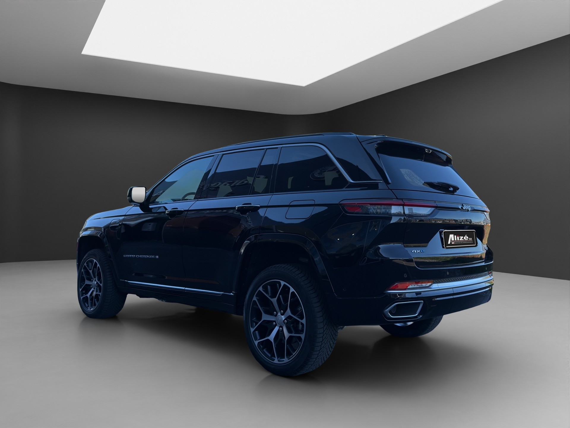 JEEP Grand Cherokee 2.0 Plug-in-Hybrid Summit Reserve 4xe-image-4