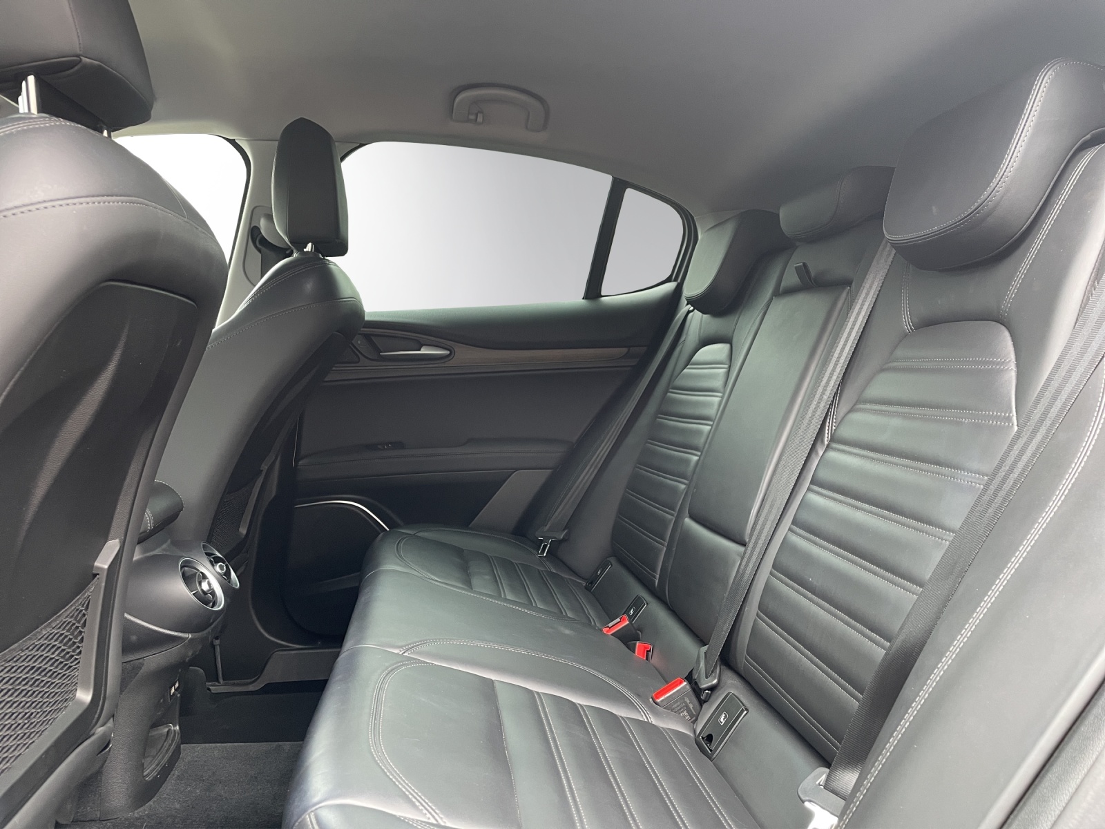 ALFA ROMEO Stelvio 2.0 First Edition Q4 Automatic-image-11