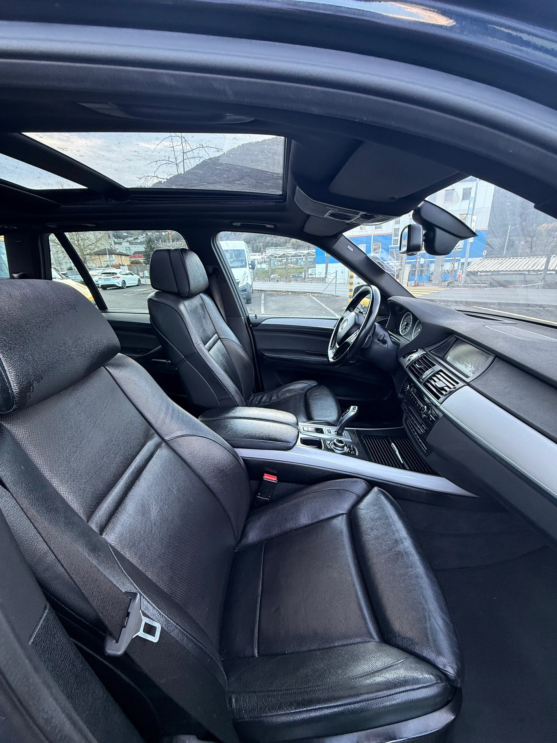 BMW X5 xDrive M50d Steptronic-image-2