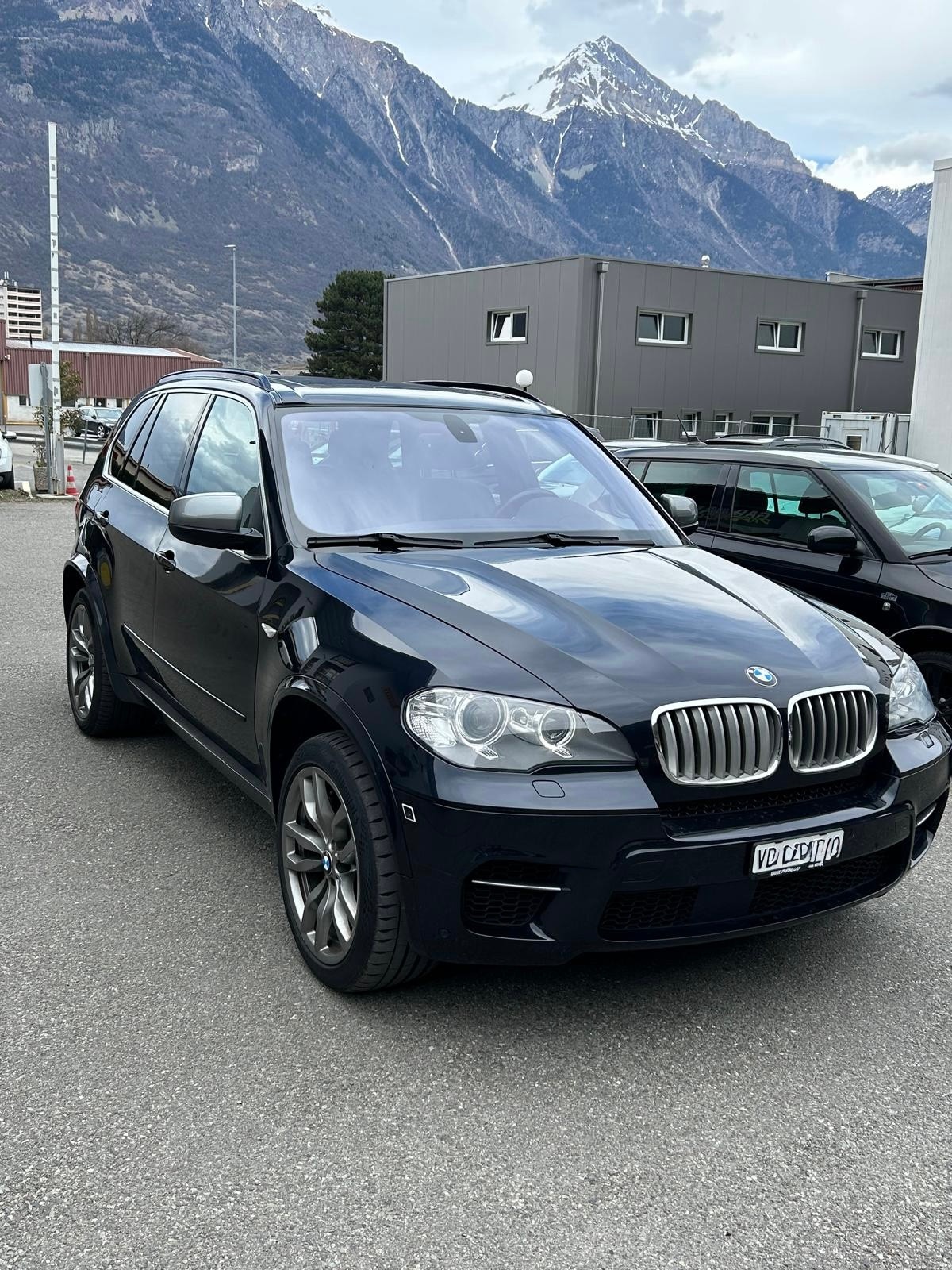 BMW X5 xDrive M50d Steptronic — slika 1