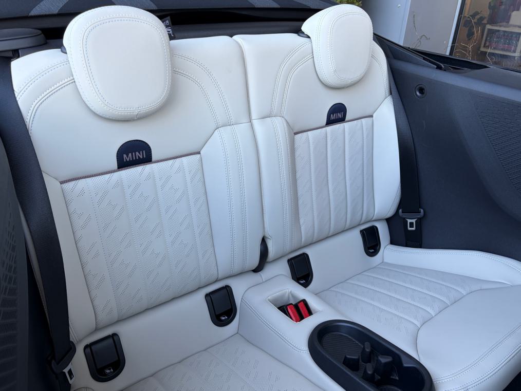 MINI Cooper S Cabriolet DKG-image-10