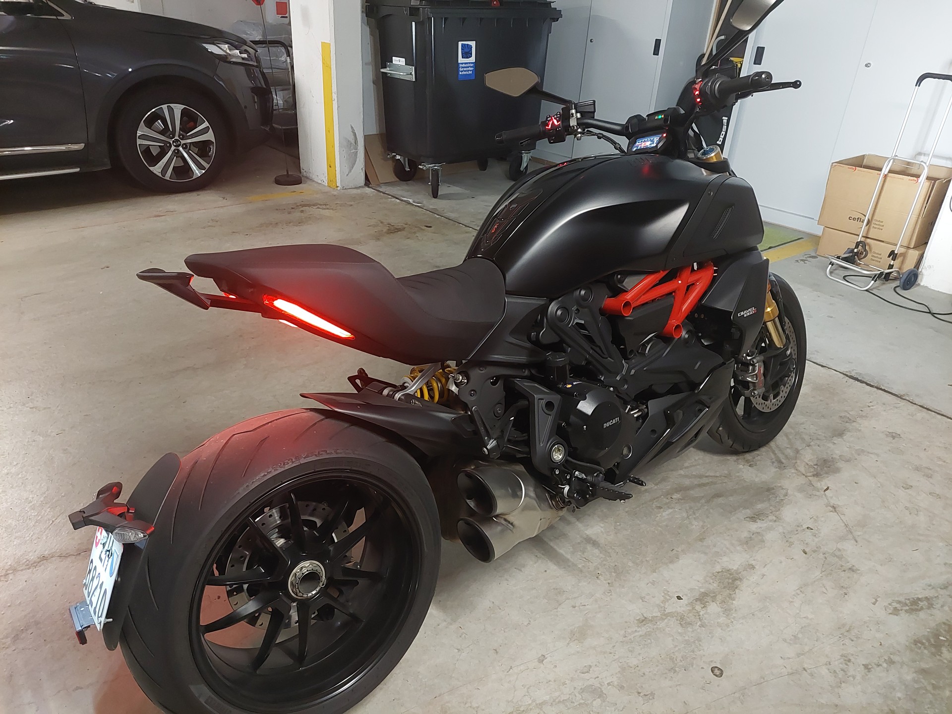 DUCATI Diavel 1260 S