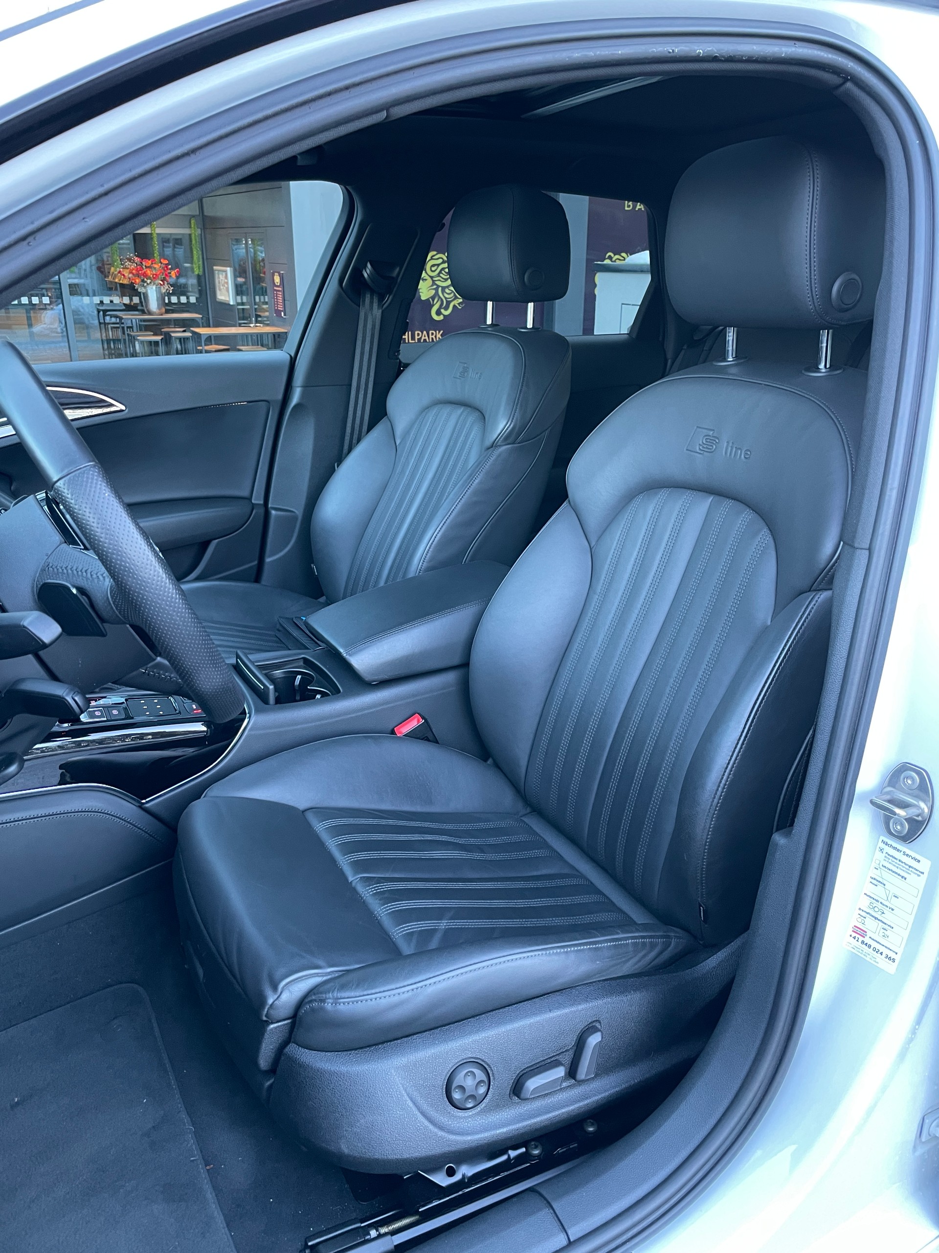 AUDI A6 Avant 3.0 BiTDI V6 quattro tiptronic-image-13