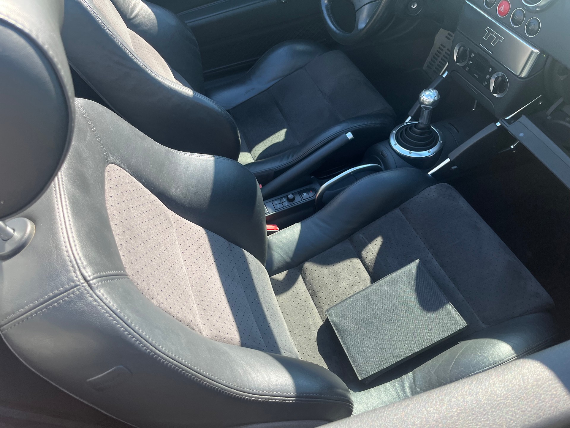 AUDI TT Roadster 1.8 T quattro-showroom-element-3