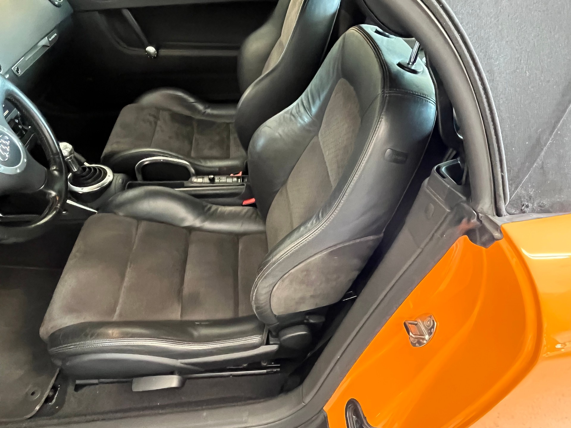 AUDI TT Roadster 1.8 T quattro-image-7