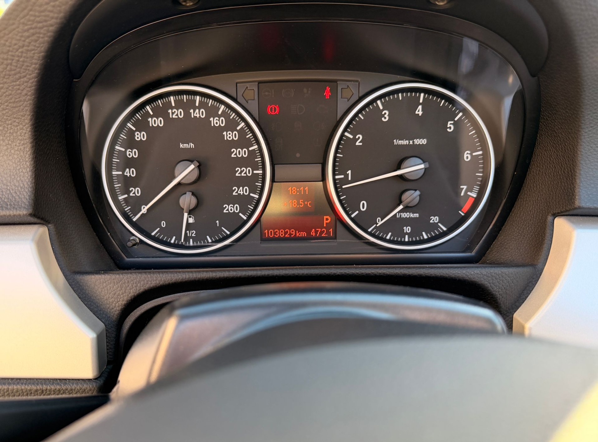 BMW 320i Cabriolet Steptronic-image-5