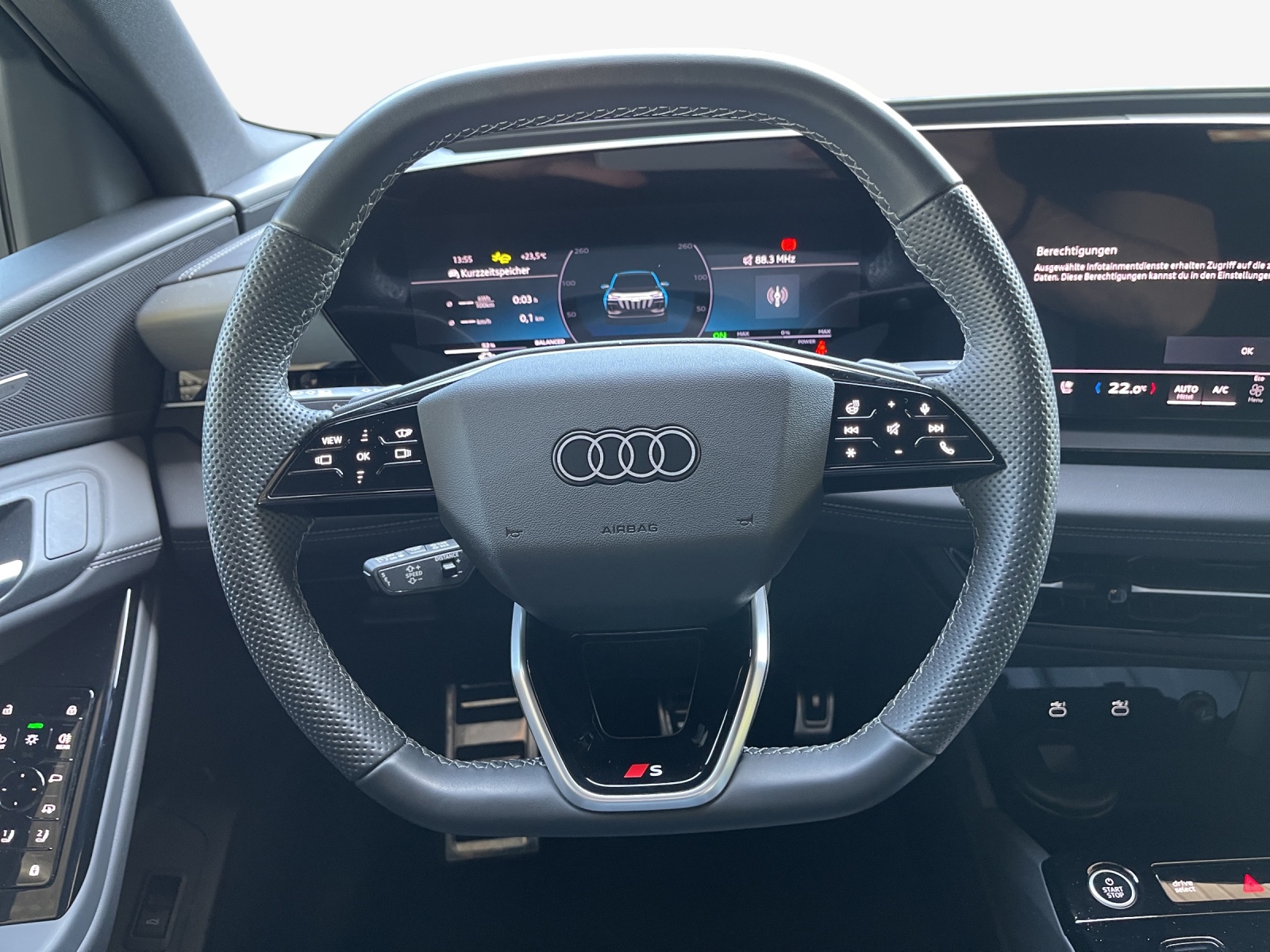 AUDI Q6 e-tron quattro-image-10