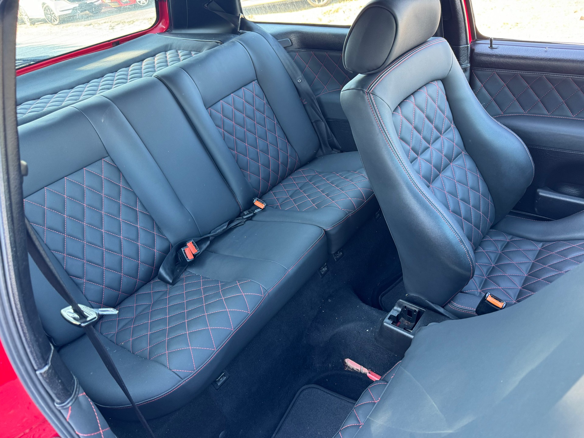 VW Golf 2000 GTI Edition-image-8