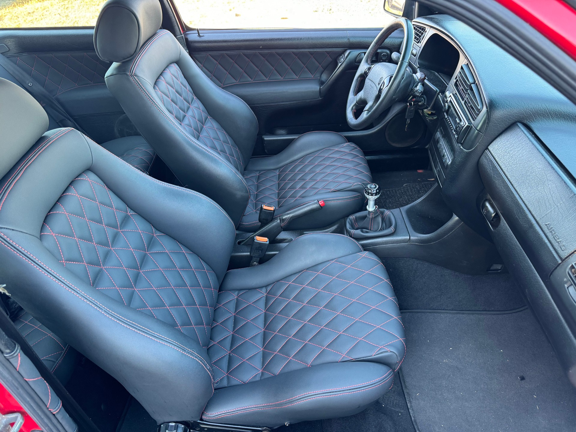 VW Golf 2000 GTI Edition-image-7