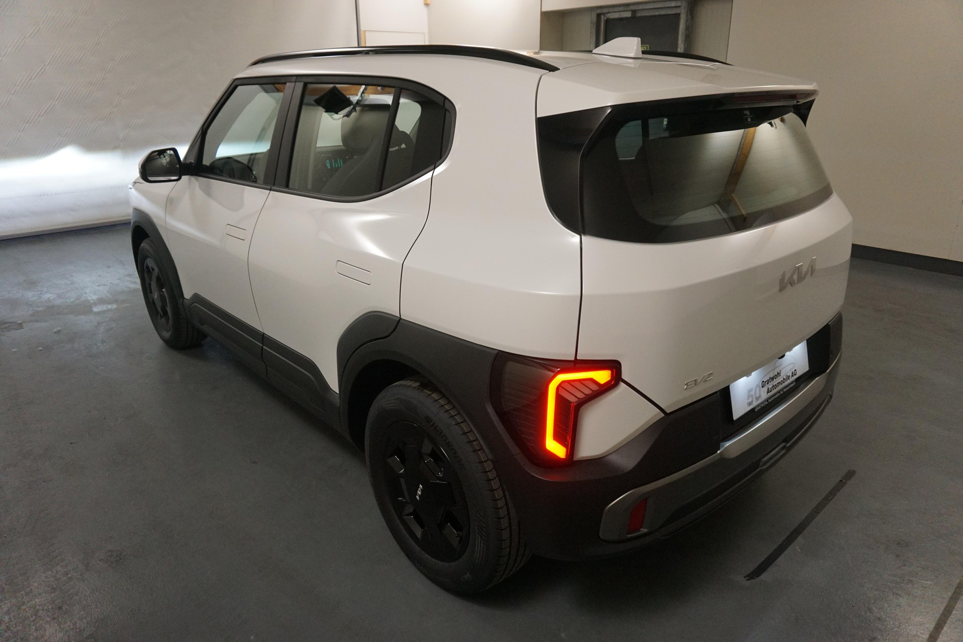 KIA EV2 42.2 kWh Air 4P-showroom-element-3