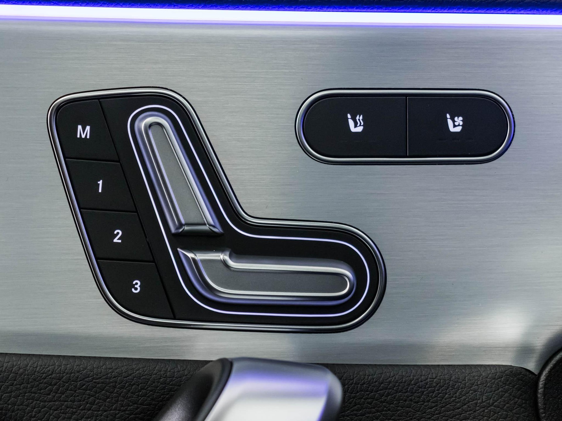 MERCEDES-BENZ A 45 S AMG 4MATIC+-image-12