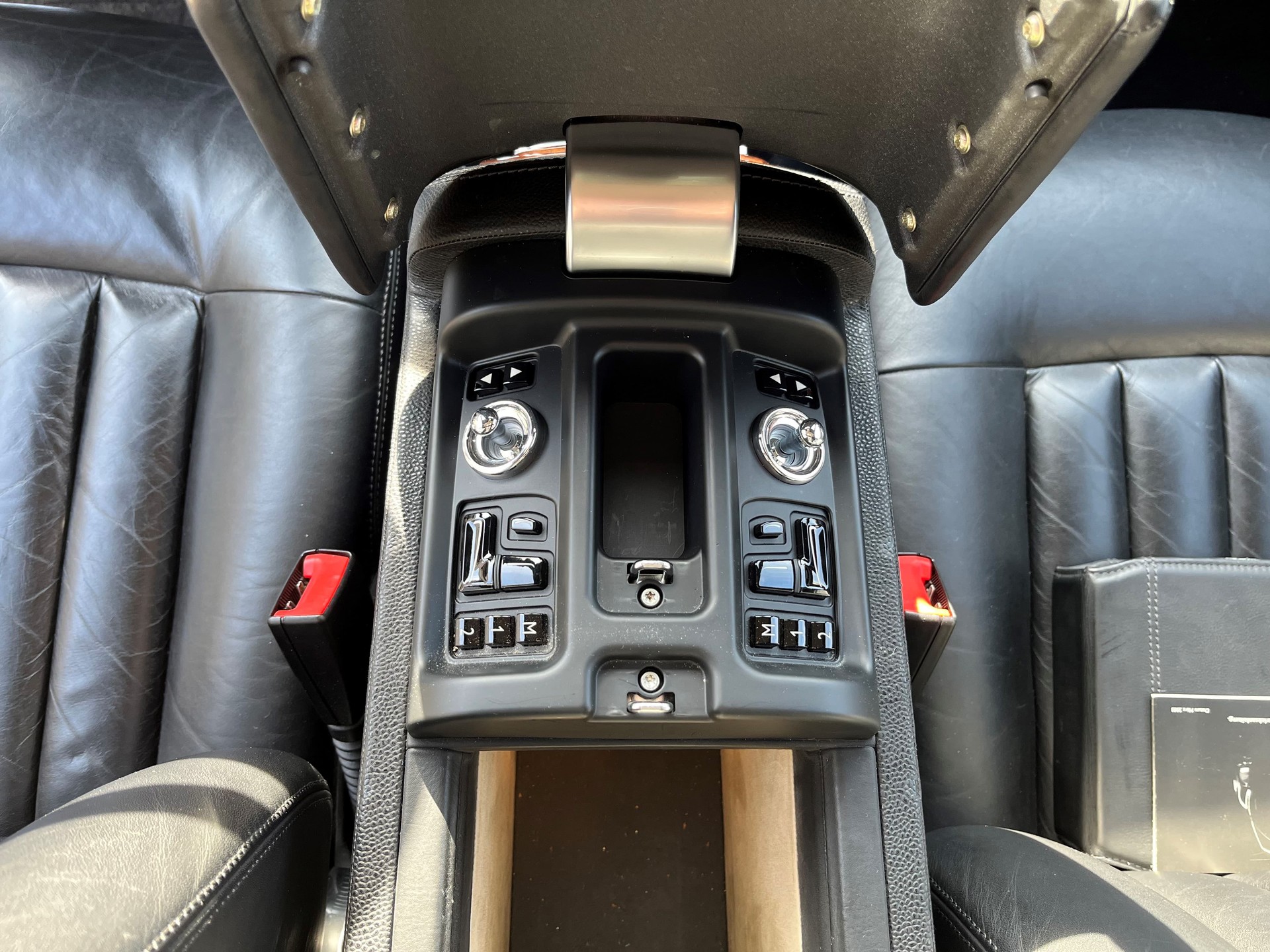 ROLLS-ROYCE Phantom 6.7 V12-image-5