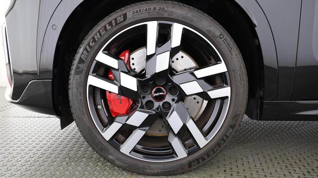 MINI John Cooper Works Countryman ALL4-image-7