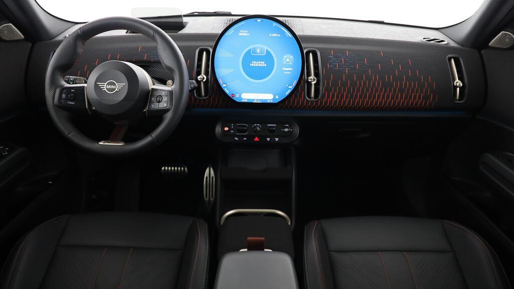 MINI John Cooper Works Countryman ALL4-image-11
