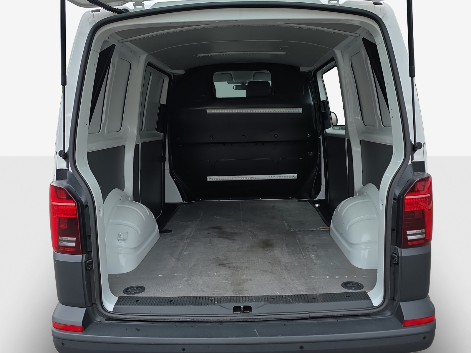 VW T6.1 2.0 TDI DSG-image-12