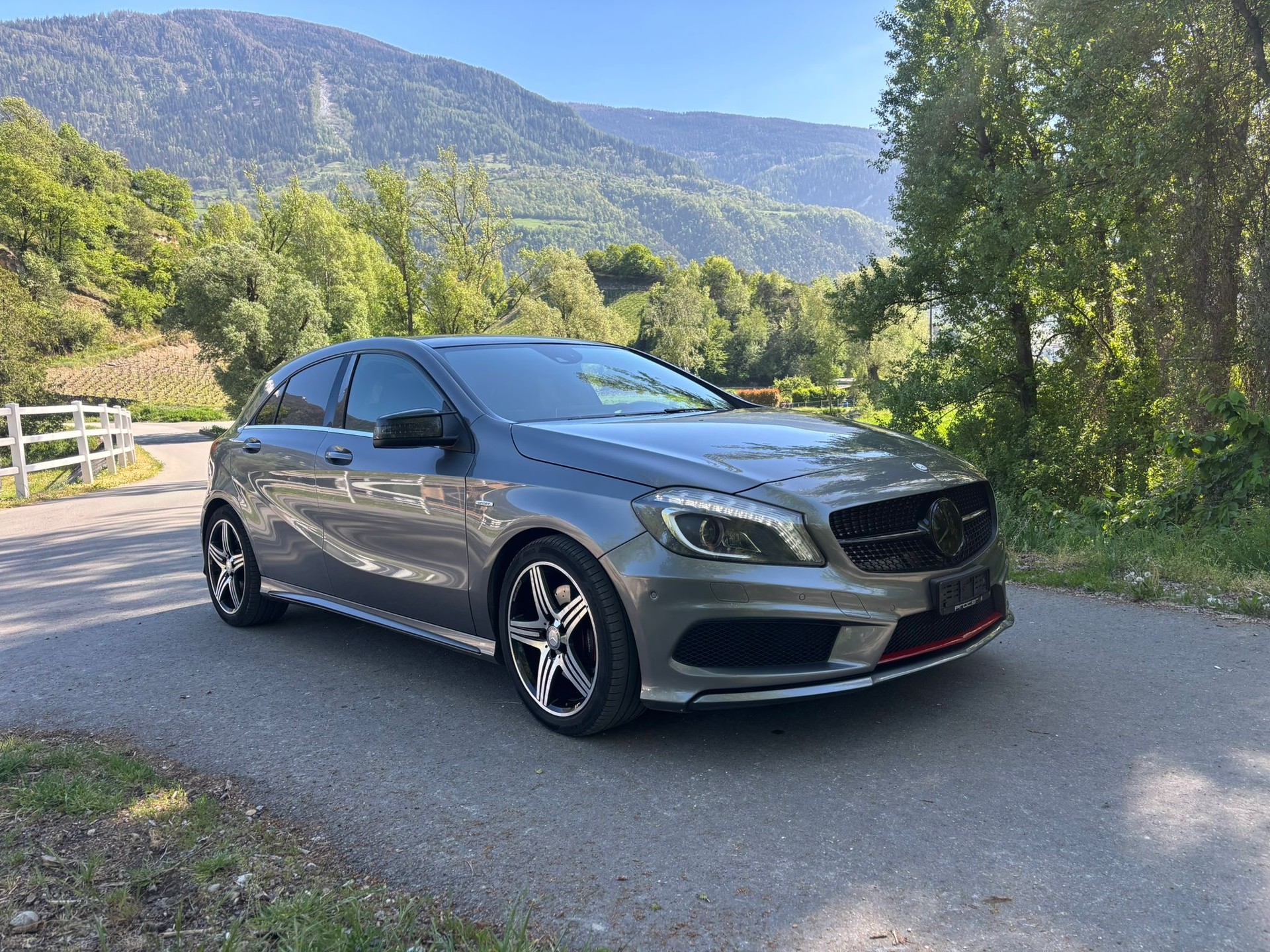 MERCEDES-BENZ A 250 Sport 4Matic 7G-DCT-image-5