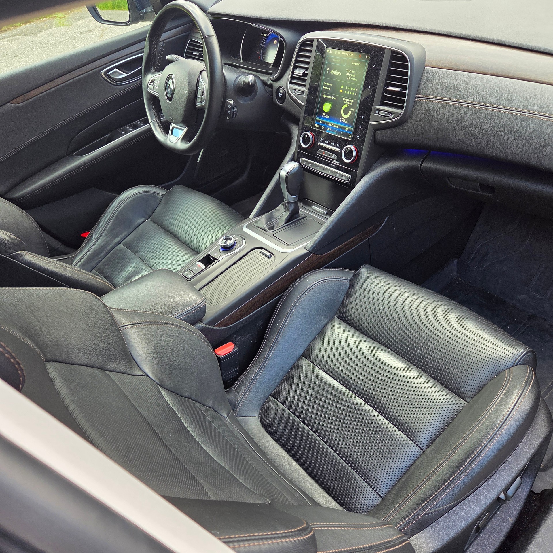 RENAULT Talisman Grandtour 1.6 TCe Initiale EDC-image-10