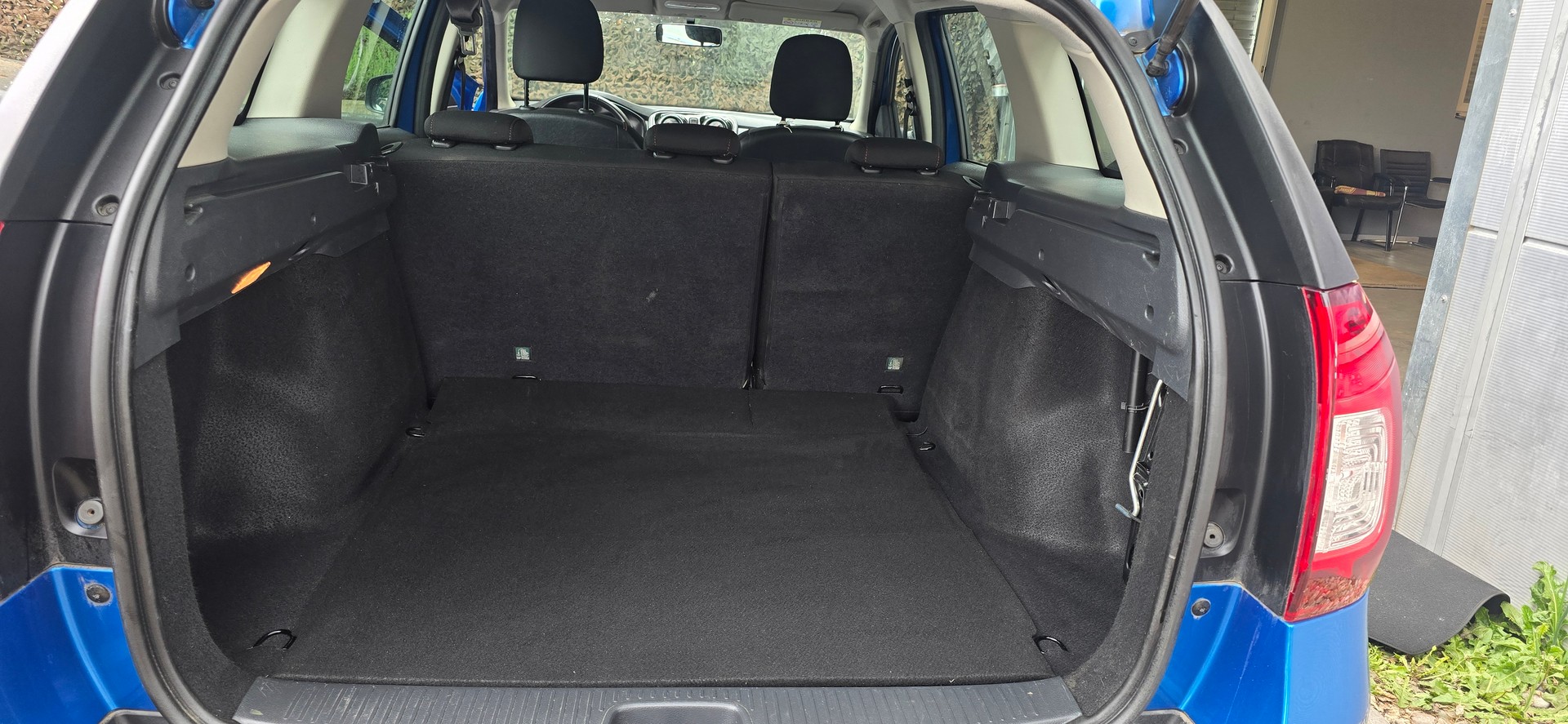 DACIA Logan MCV 0.9 Stepway Automatic-image-14