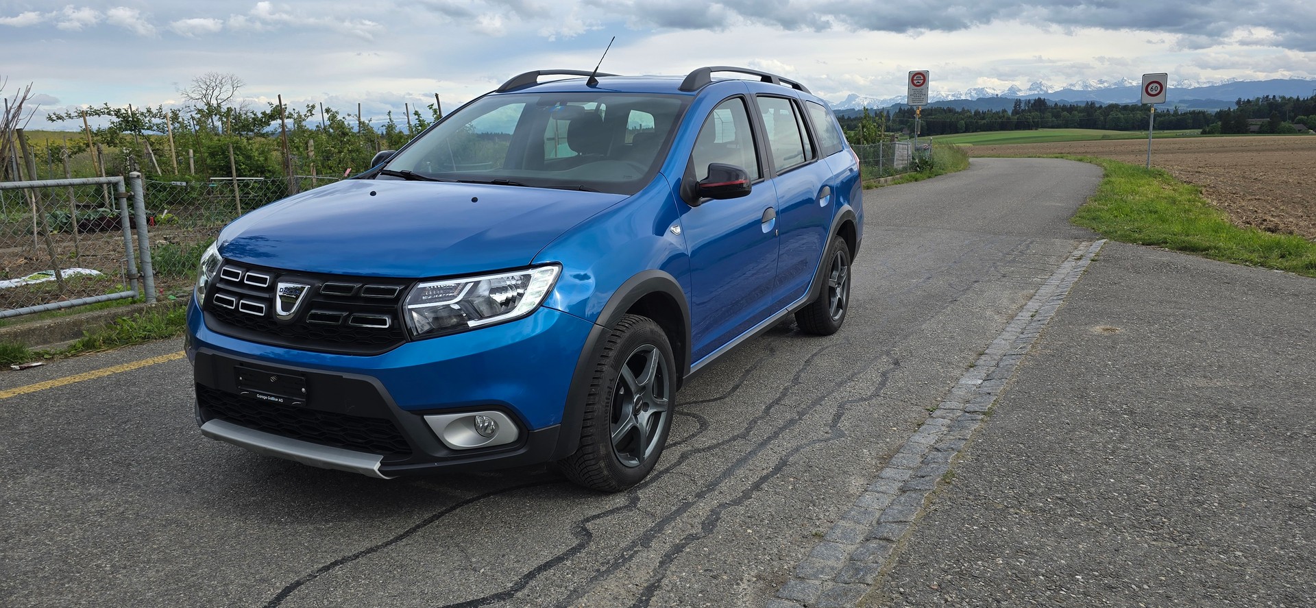 DACIA Logan MCV 0.9 Stepway Automatic-image-2