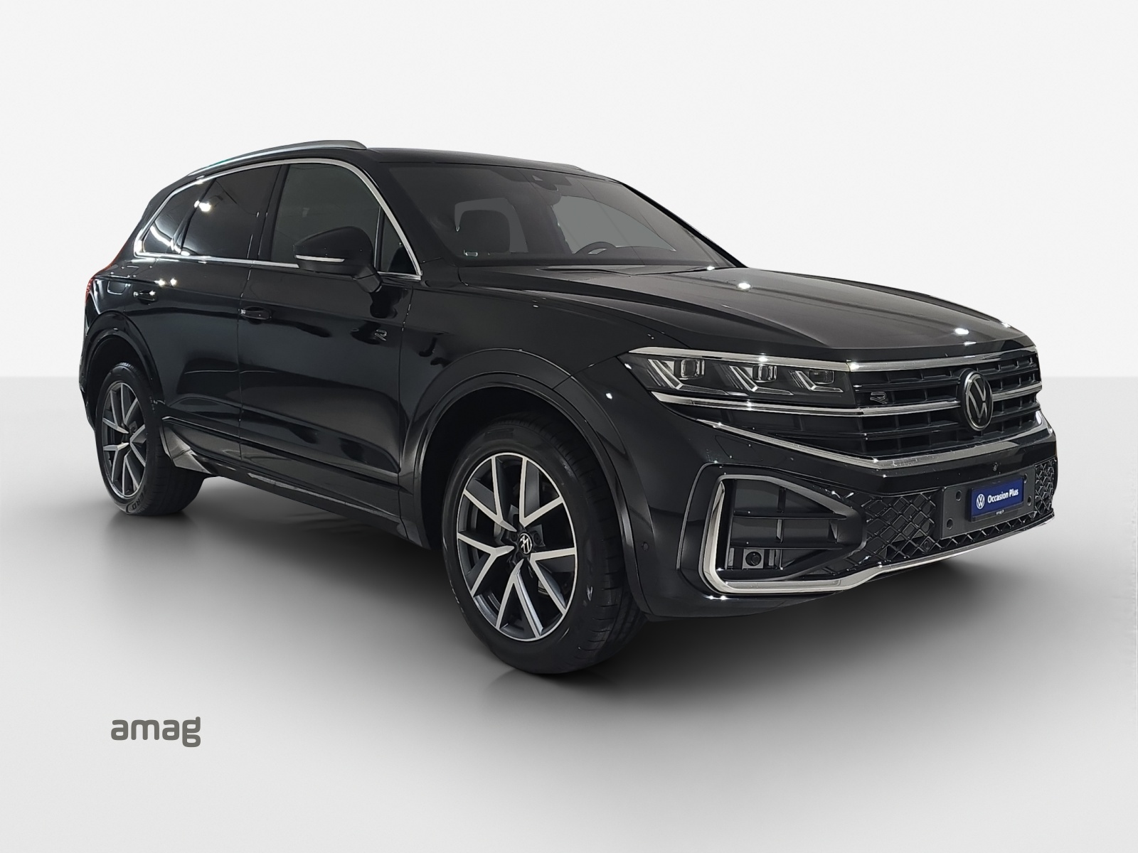 VW Touareg 3.0 TDI R-Line Tiptronic-image-5