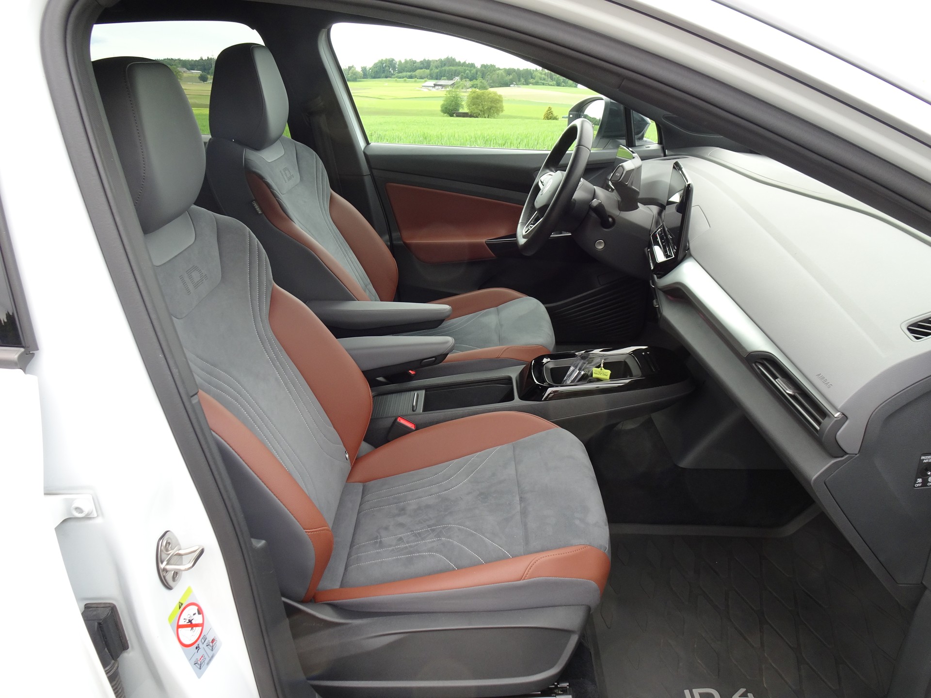 VW ID.4 Pro Performance 77 kWh 1ST-image-7