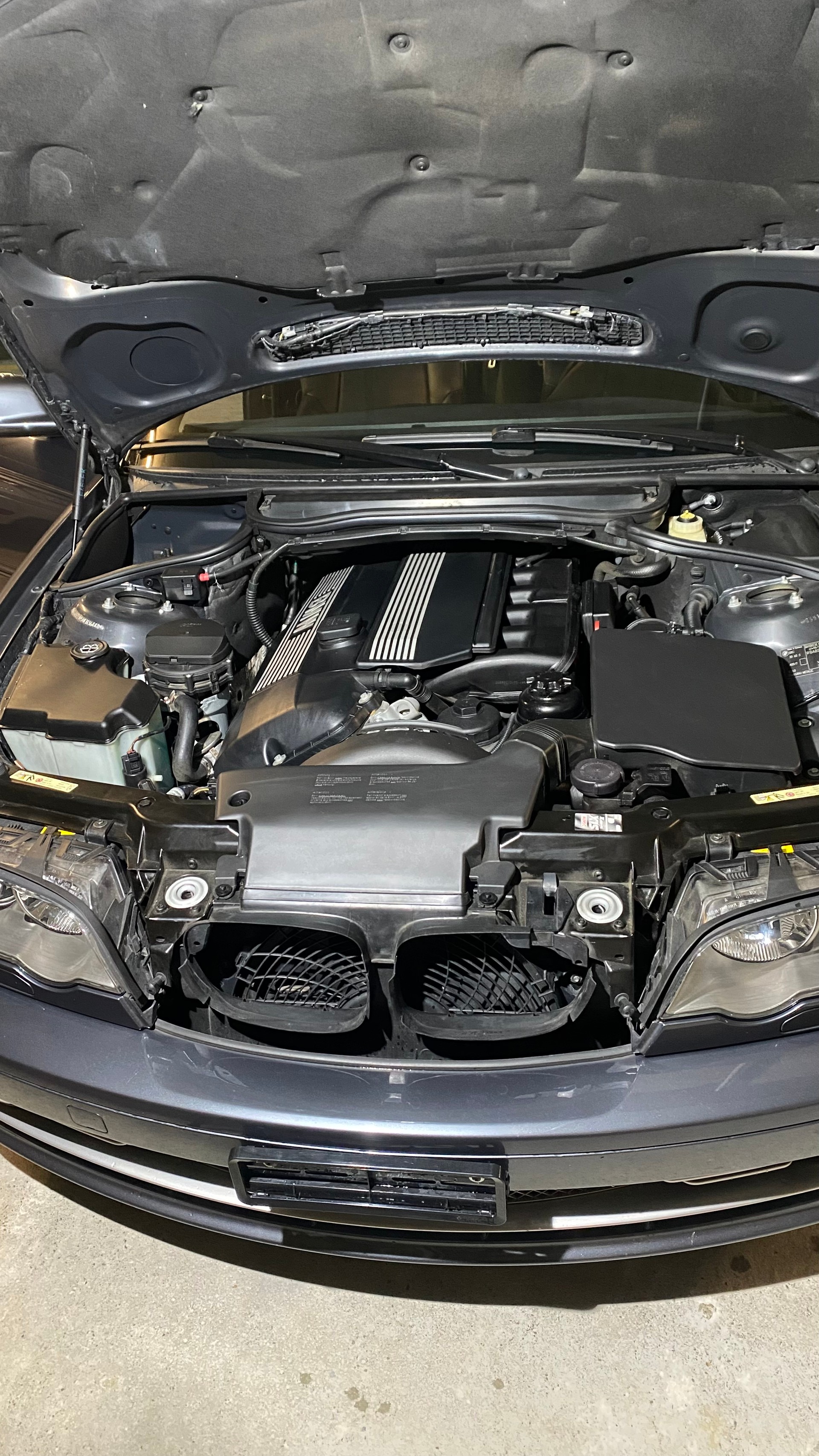 BMW 330Ci-image-8