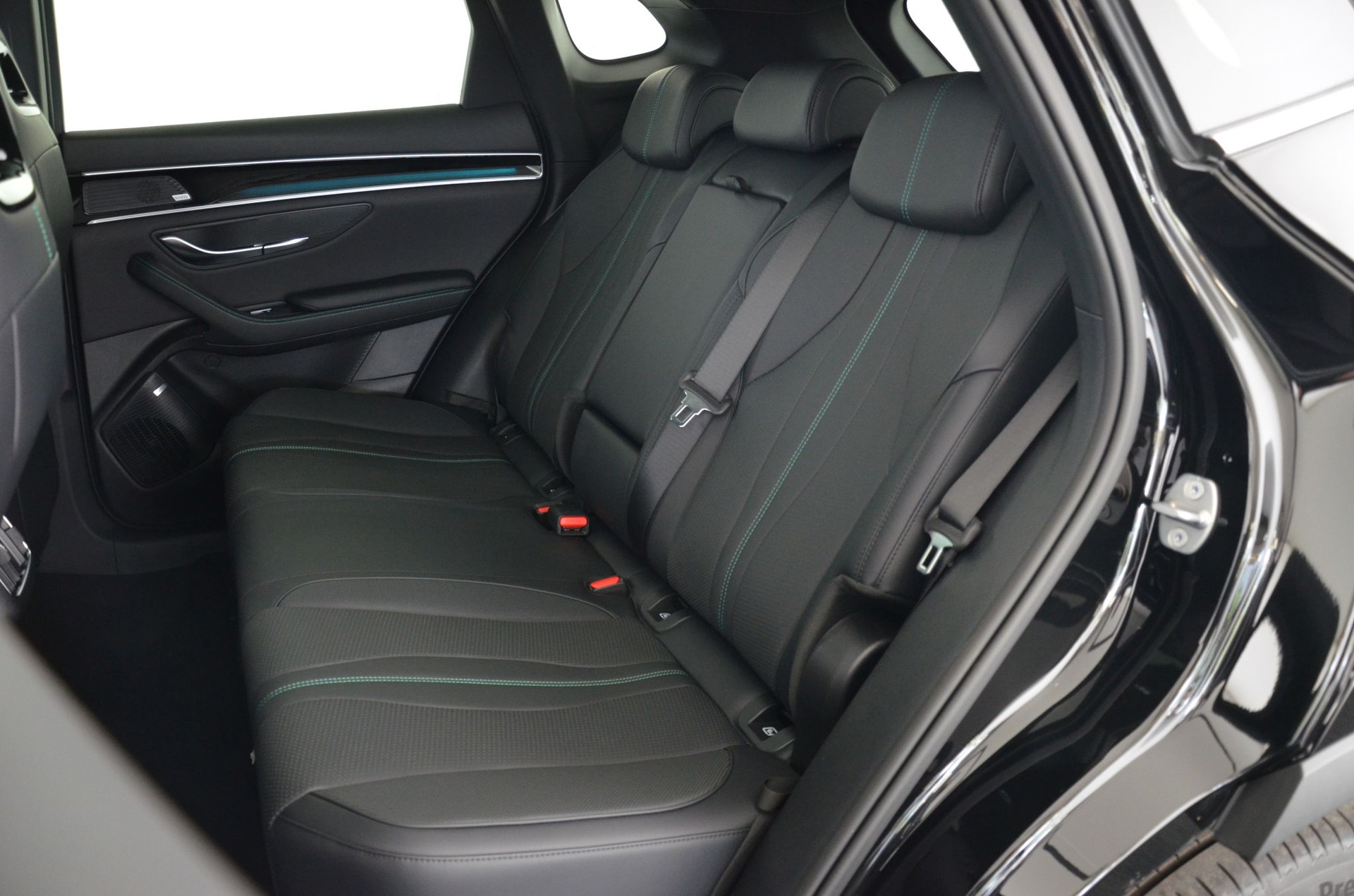 BYD Seal U DM-i Design AWD-image-14