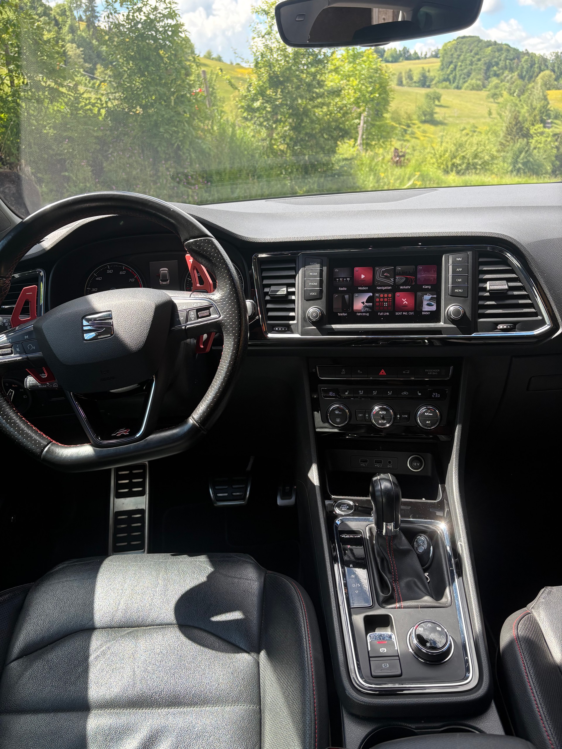 SEAT 2.0 TSI FR 4Drive DSG-image-3