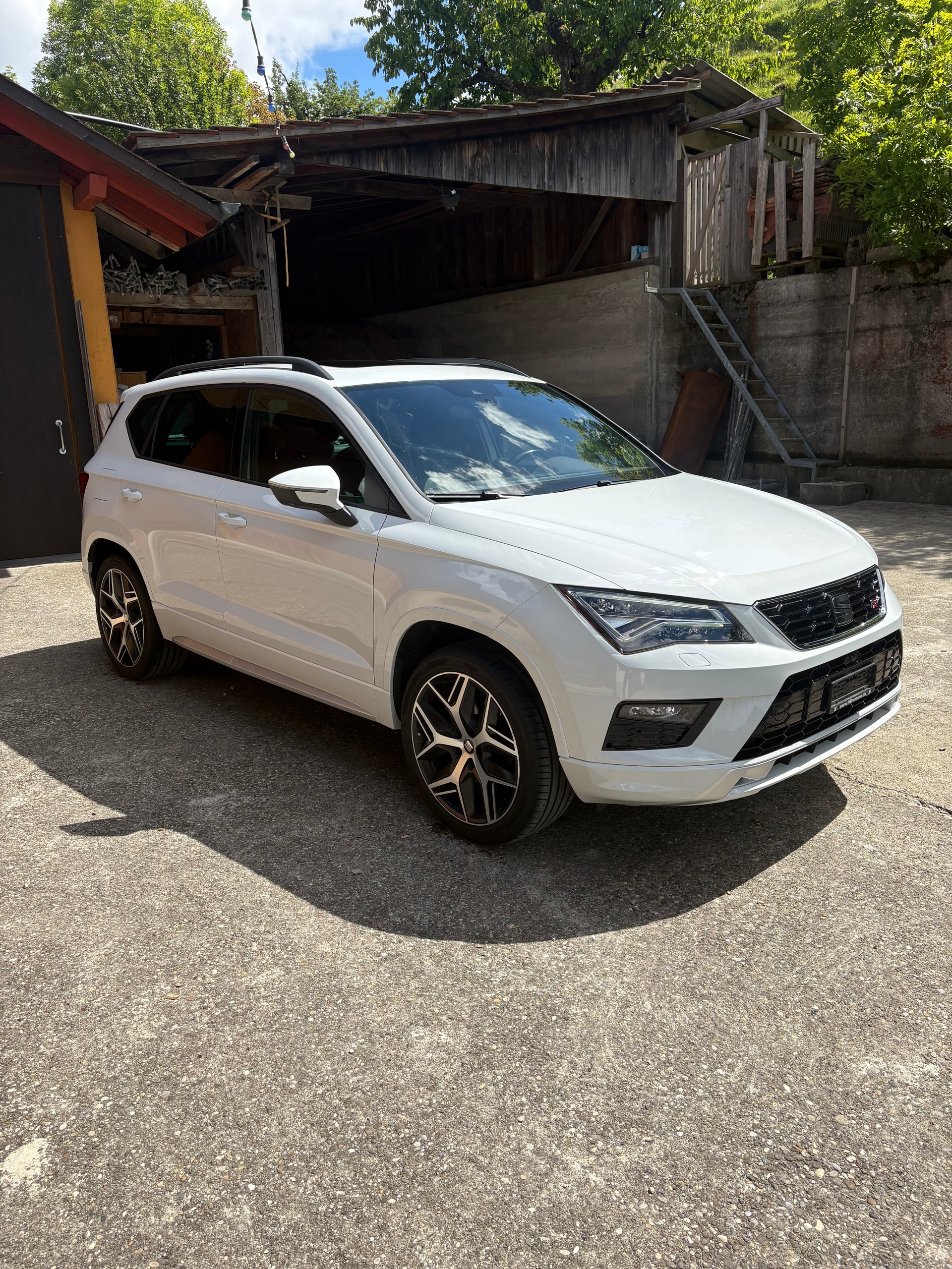 SEAT 2.0 TSI FR 4Drive DSG-image-0