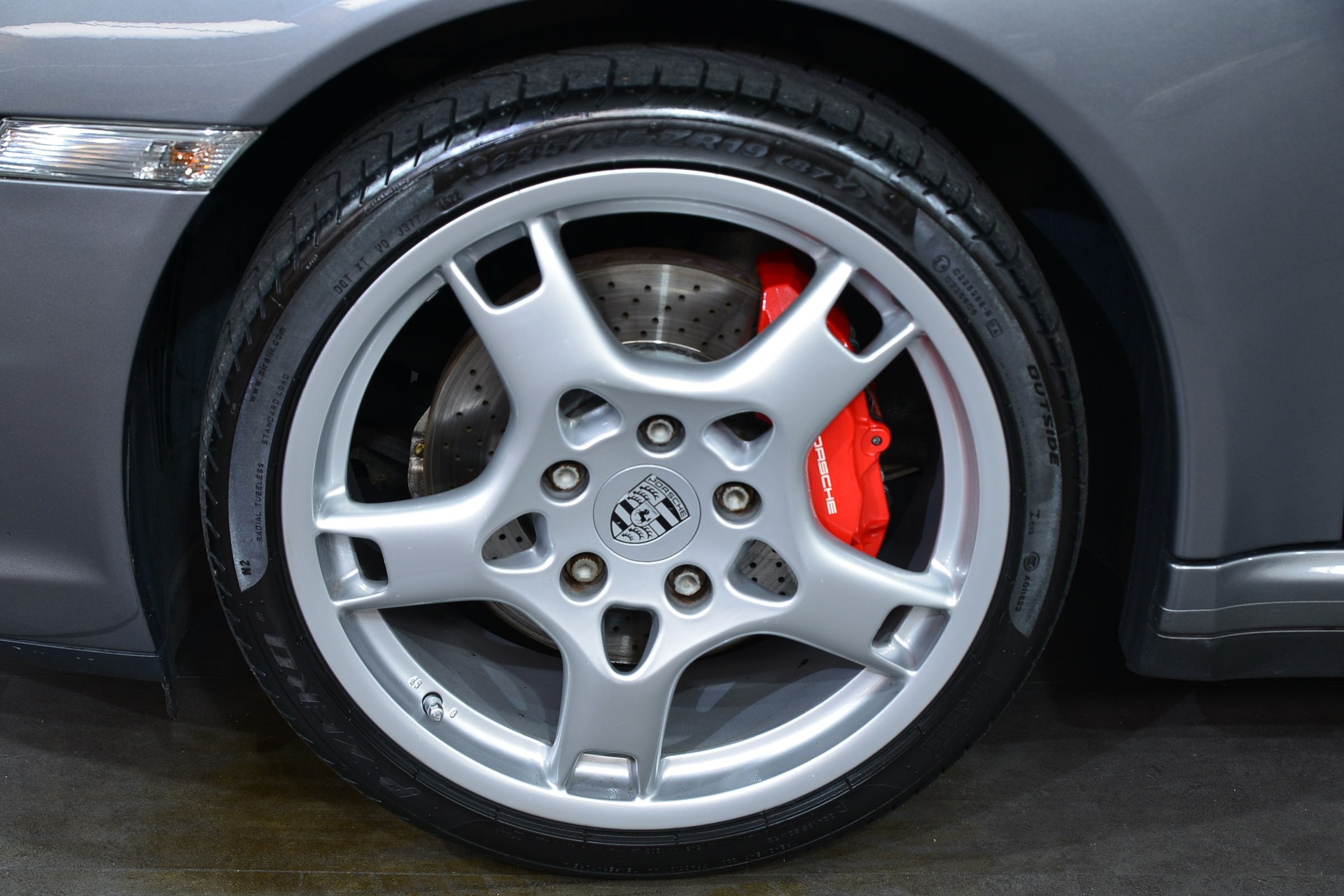 PORSCHE 911 Carrera 4S-image-13