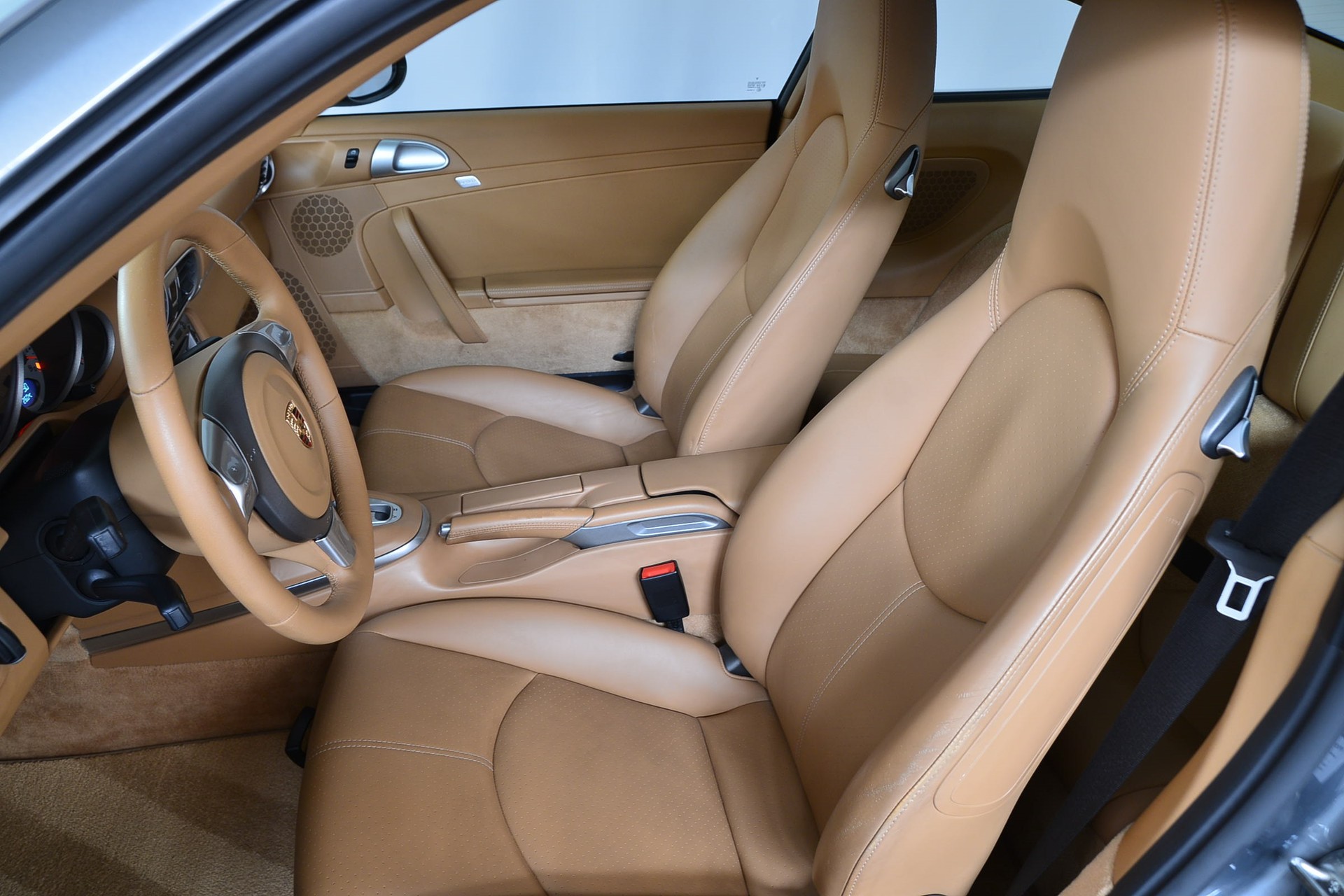PORSCHE 911 Carrera 4S-image-11