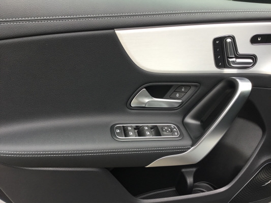 MERCEDES-BENZ A AMG 45 S 4Matic 8G-DCT-image-9