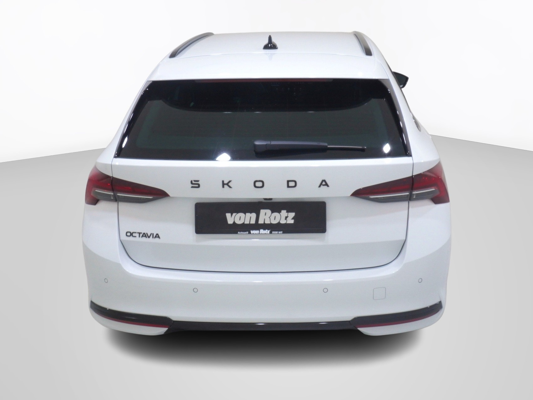 SKODA Octavia 1.5 TSI mHEV SportLine DSG-image-2