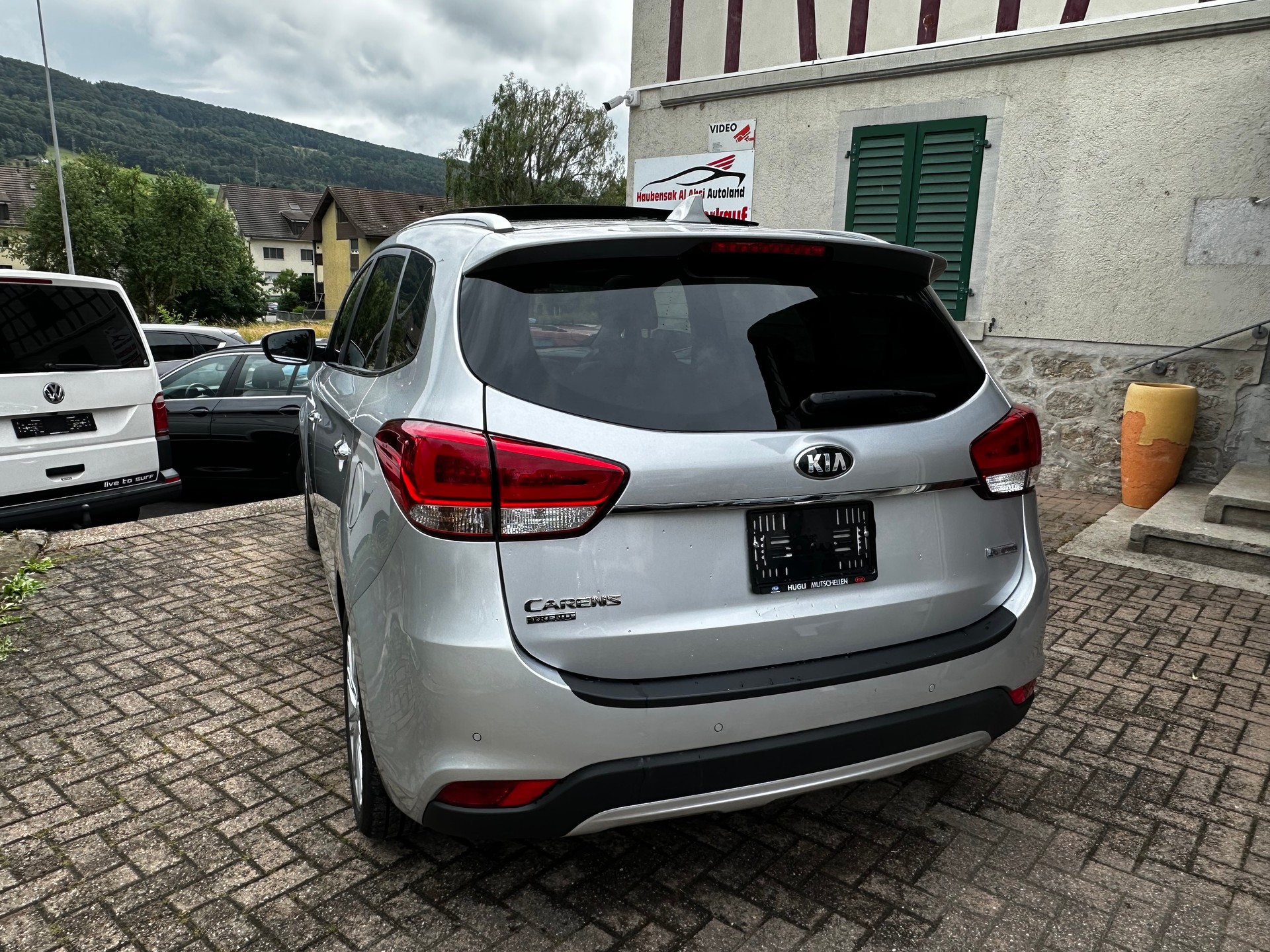 KIA Carens 1.6 GDI Swiss Eco Edition-image-3