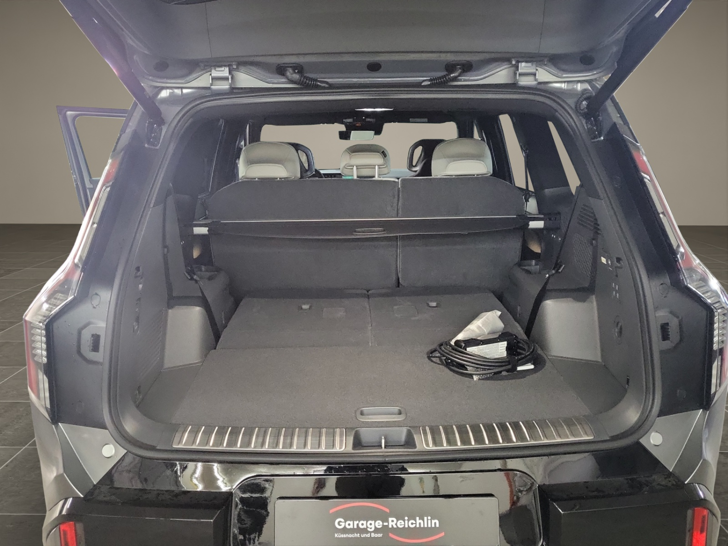 KIA EV9 99.8 kWh GT-Line 4x4-image-17