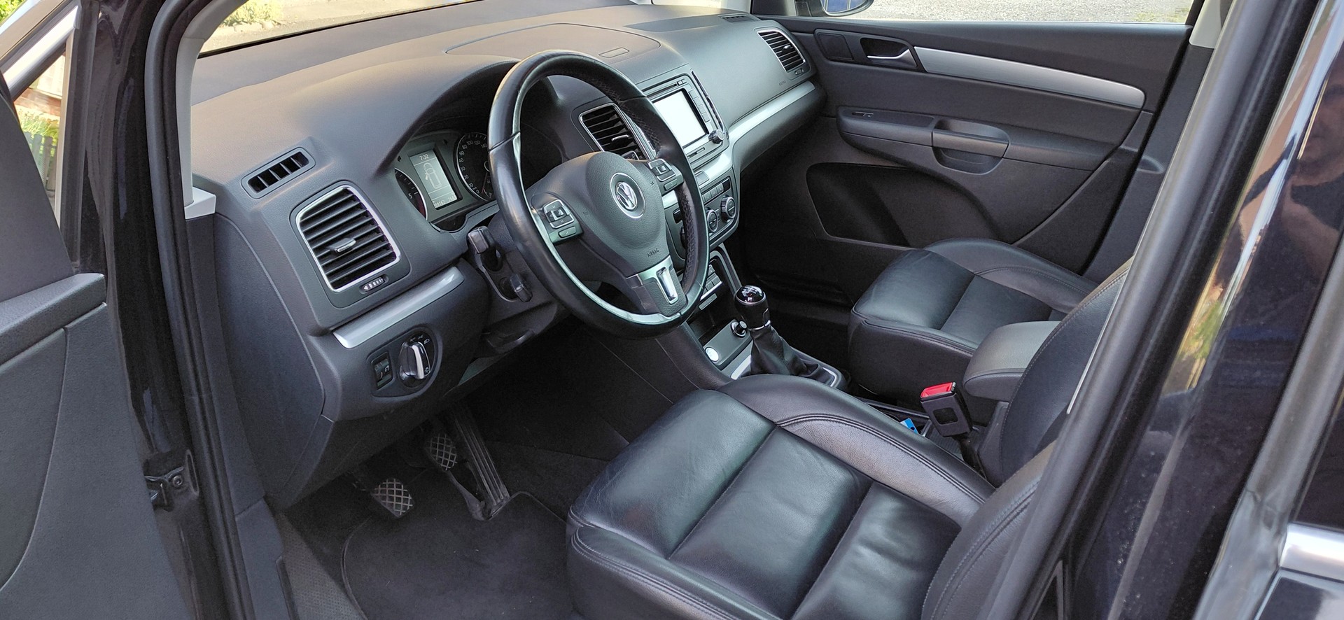 VW Sharan 2.0 TDI BMT Highline 4Motion-image-6