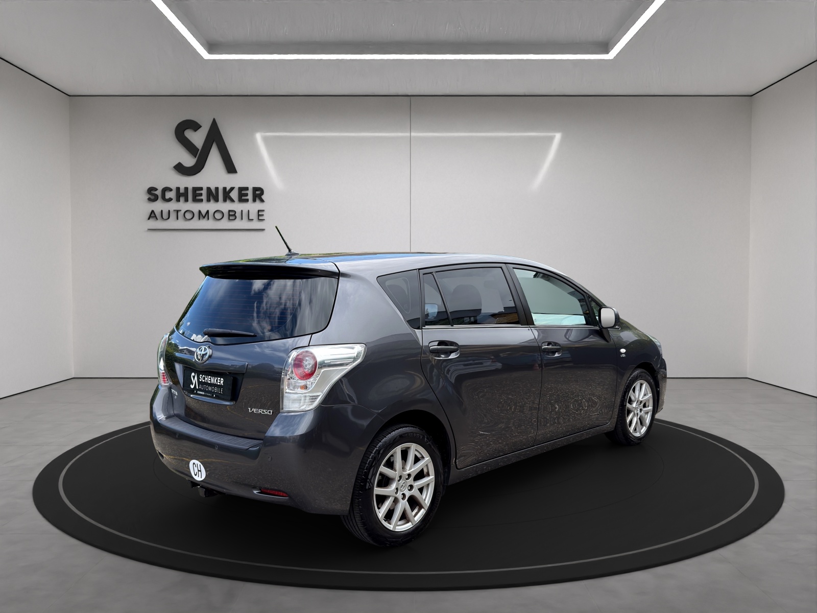 TOYOTA Verso 2.2 D-CAT Linea Sol Automatic-image-3
