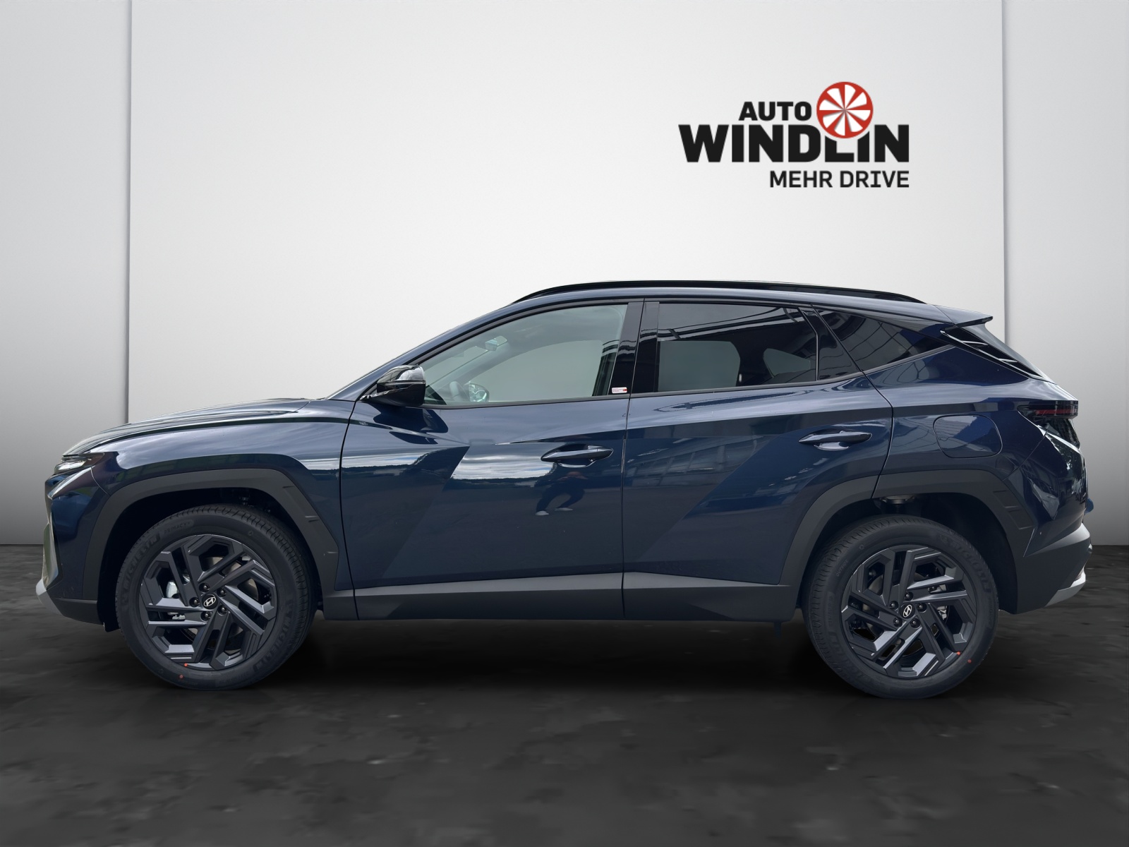 HYUNDAI Tucson 1.6 T-GDi HEV Origo Blackline 4WD MY27-image-1