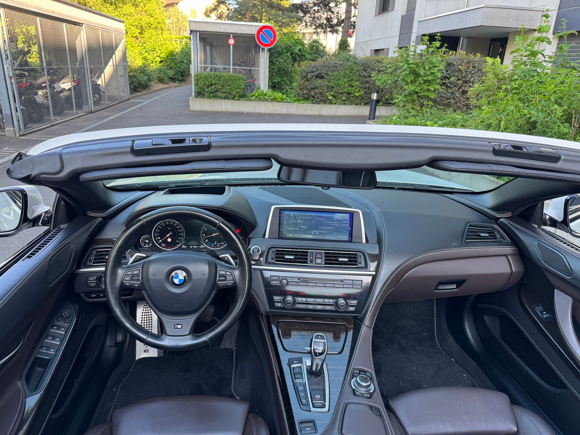 BMW 640i Cabrio xDrive M SOUND PERFORMANCE-image-8